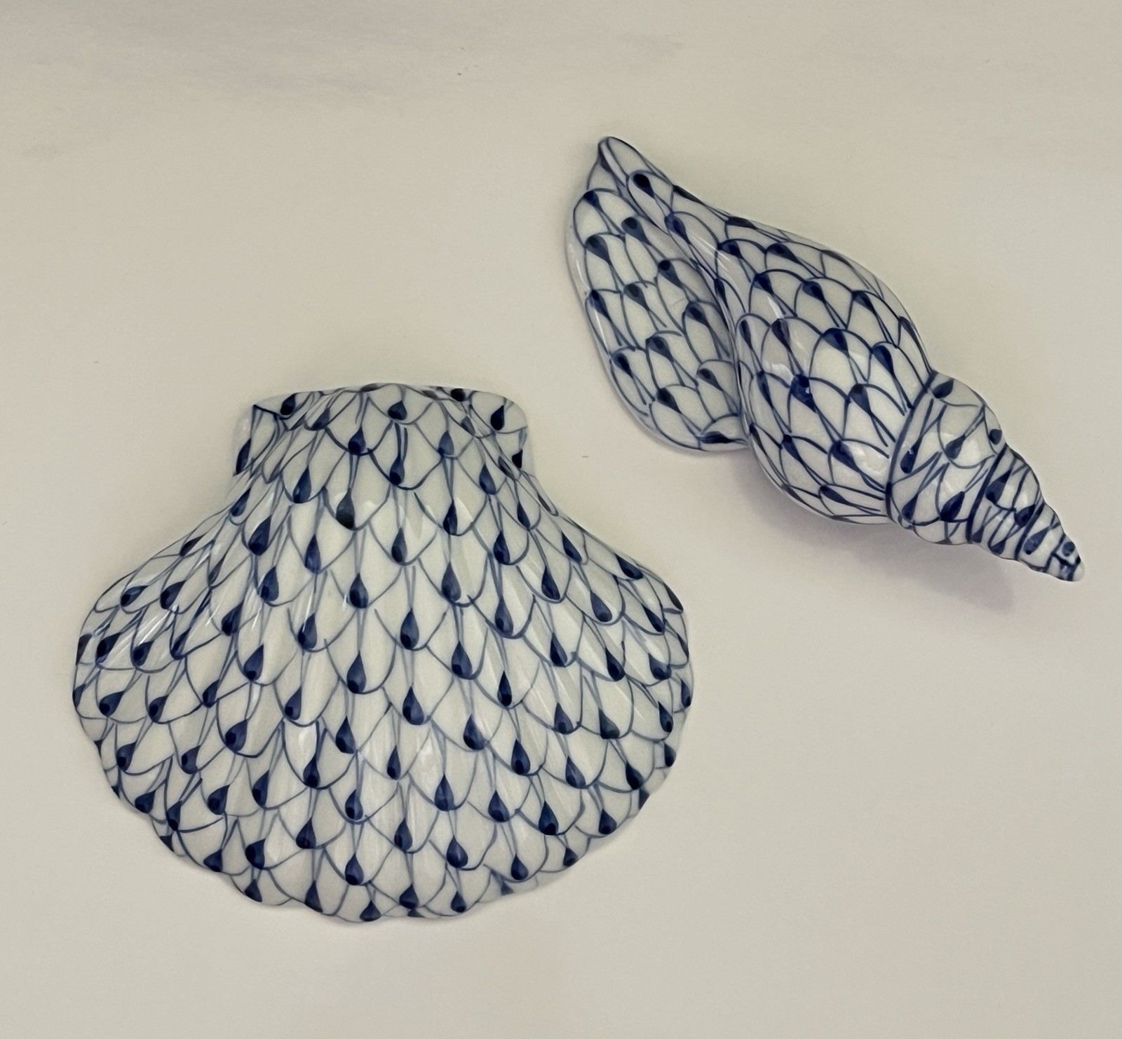 Andrea By Sadek Sea Shell Lot Of 2 Blue White Coastal Decor Nautical ~ Fishnet