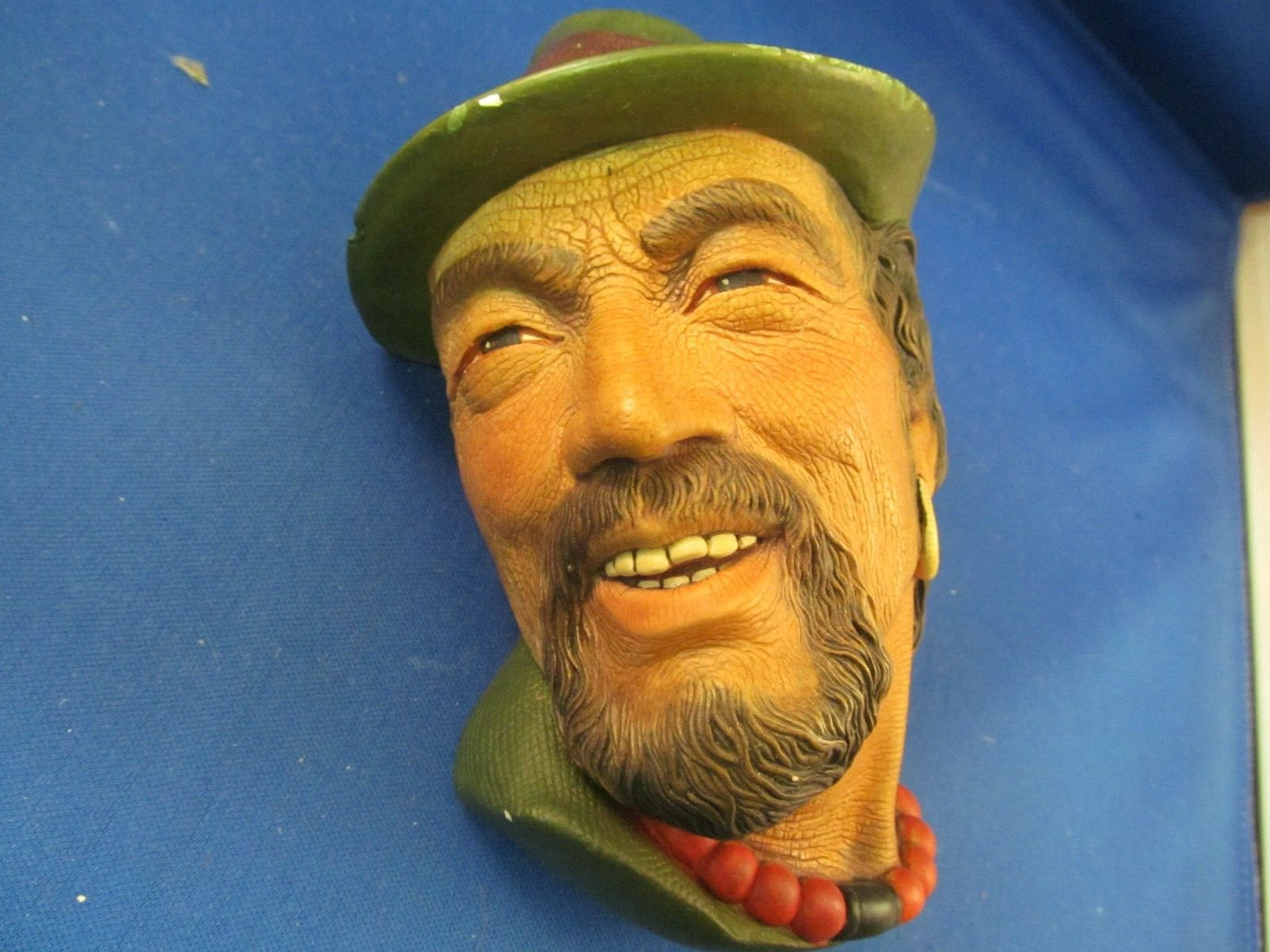 1957 5 1/2″ BOSSONS CHALKWARE TIBETAN HEAD WALL HANGING FIGURINE MADE IN ENGLAND