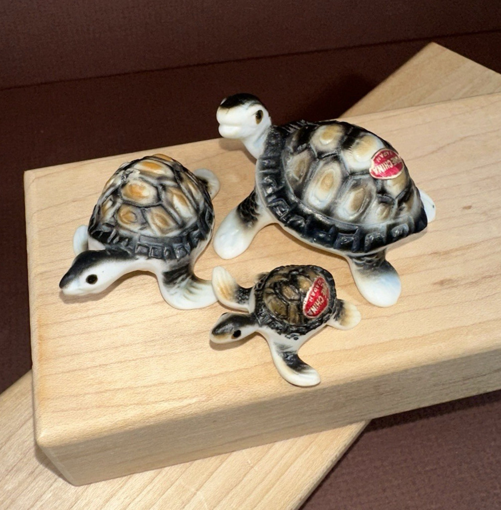 ✨Vintage SEA TURTLE TRIO bone china with stickers, matte finish, textured shell
