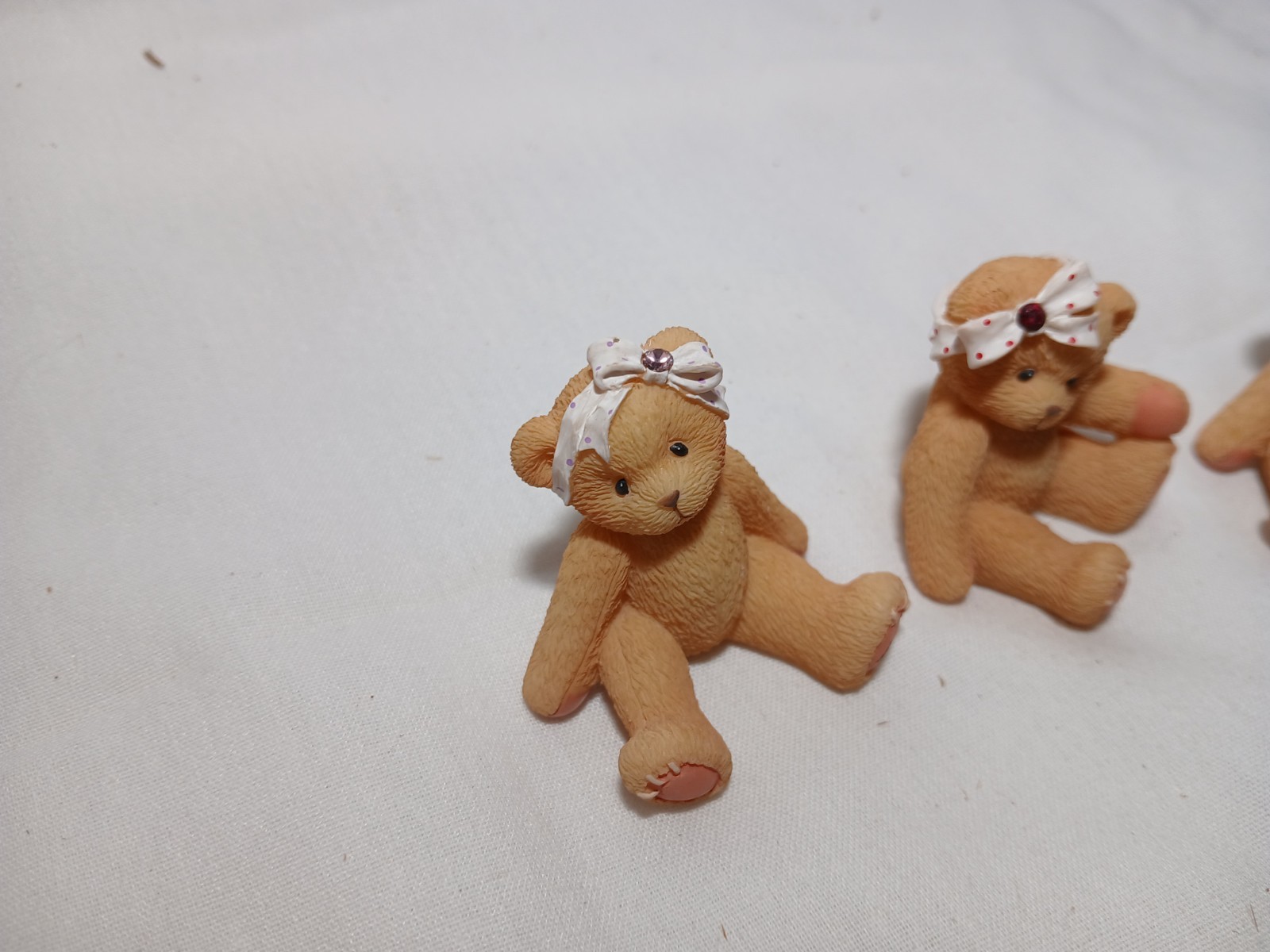 1998 Avon Exclusive Priscilla Hillman Enesco JUNE Birthstone Bear Figurine