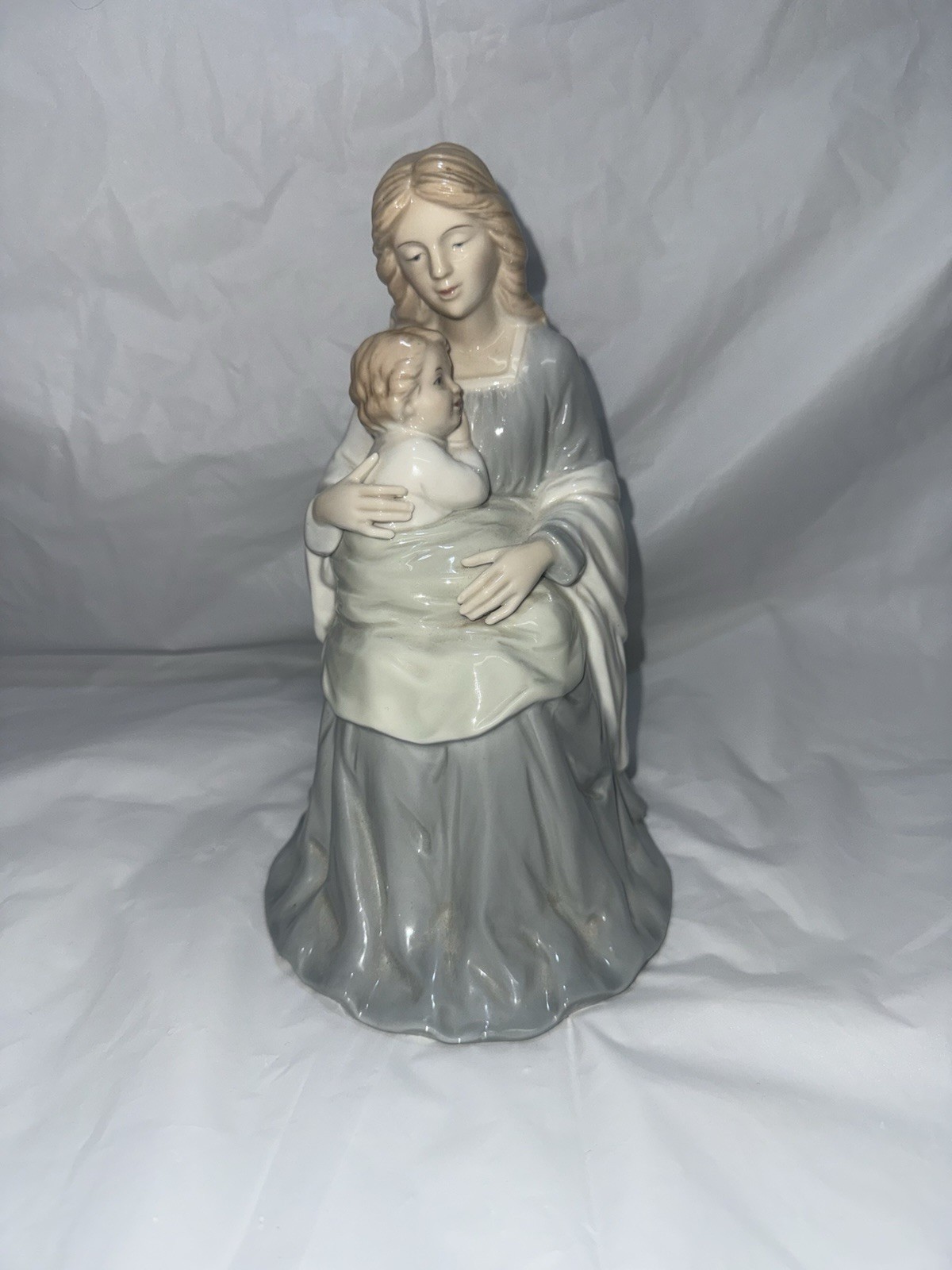 VTG Homco Mother and Child Figurine #8809 Fine Porcelain Taiwan 02D02