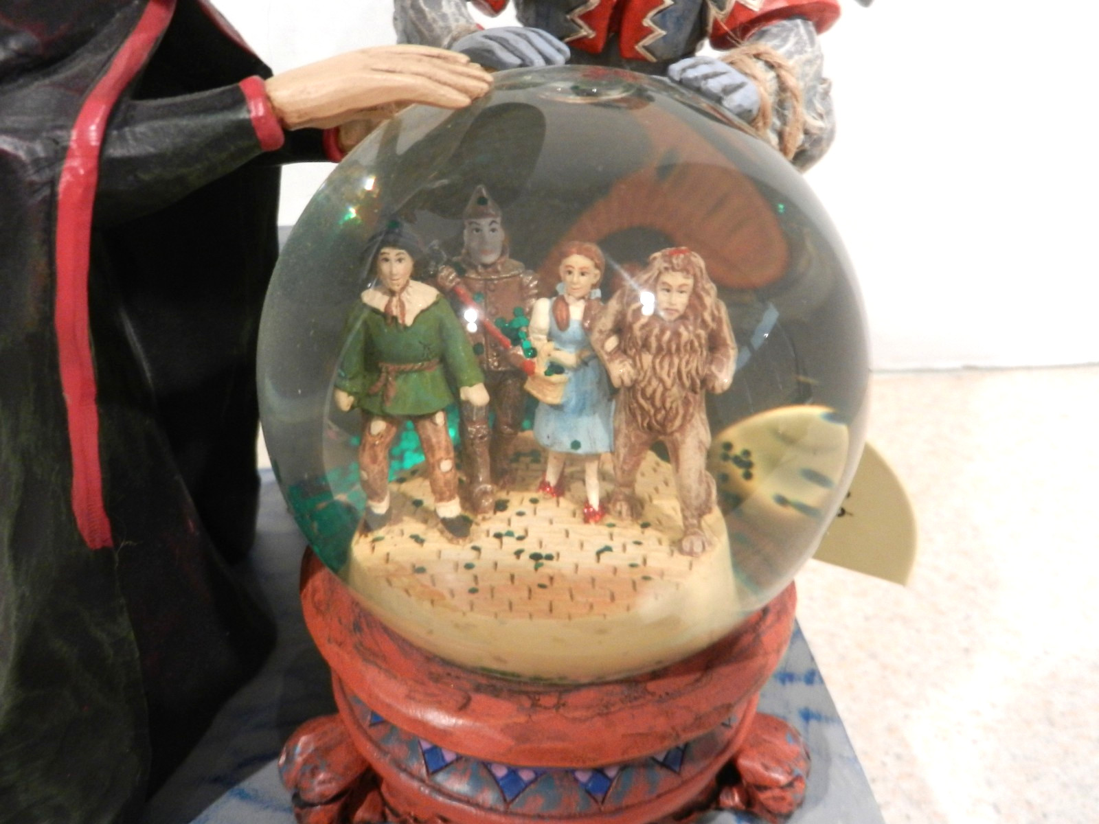 Wizard of oz by Jim Shore Surrender Dorothy Figurine Glitter Globe -Wicked Witch