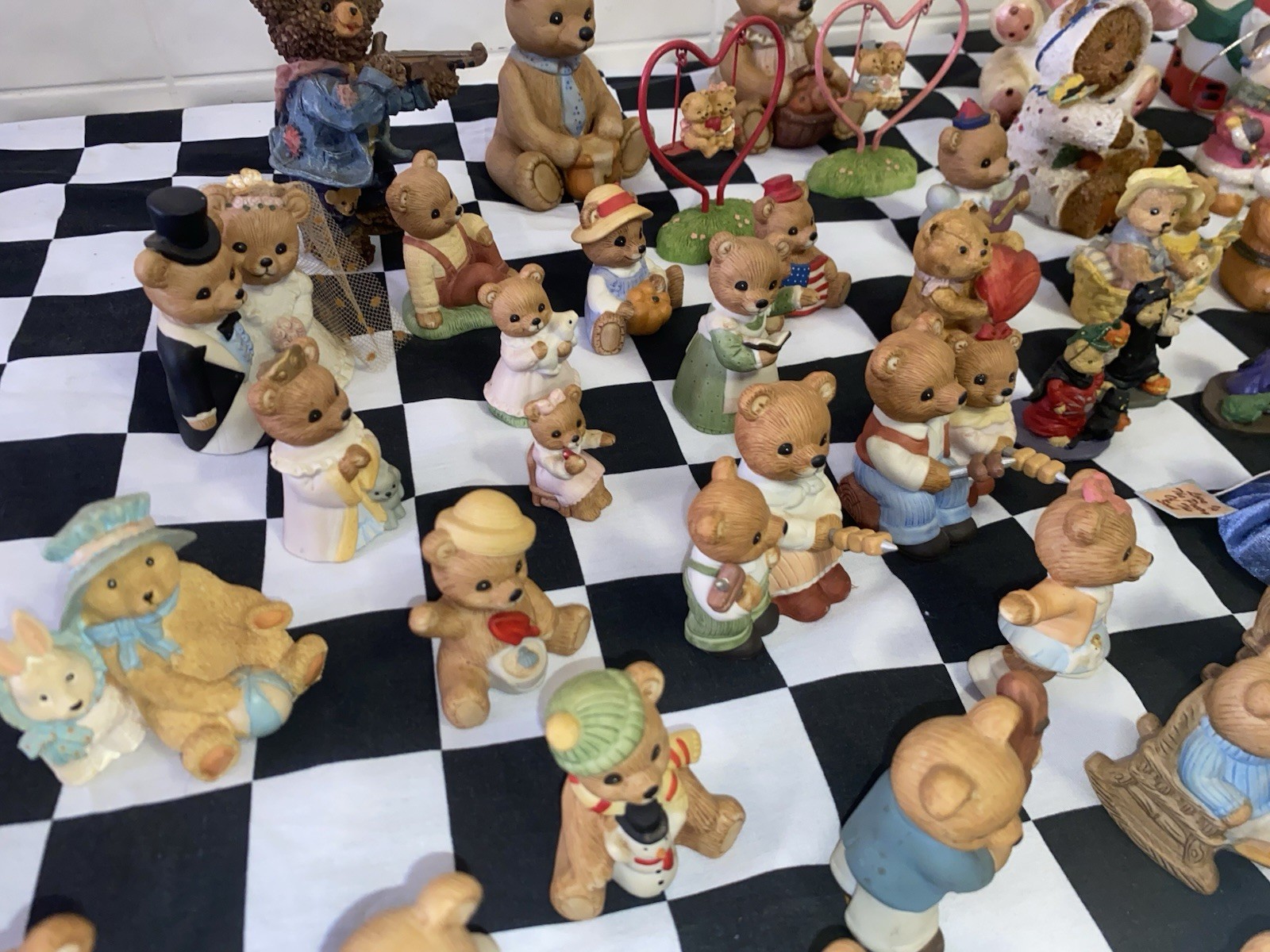 HUGE LOT (96) COLLECTIBLE BEARS ~Cota Girl (Japan)*Homco*Russ*JMC*FLIP*ANN*BOYDS