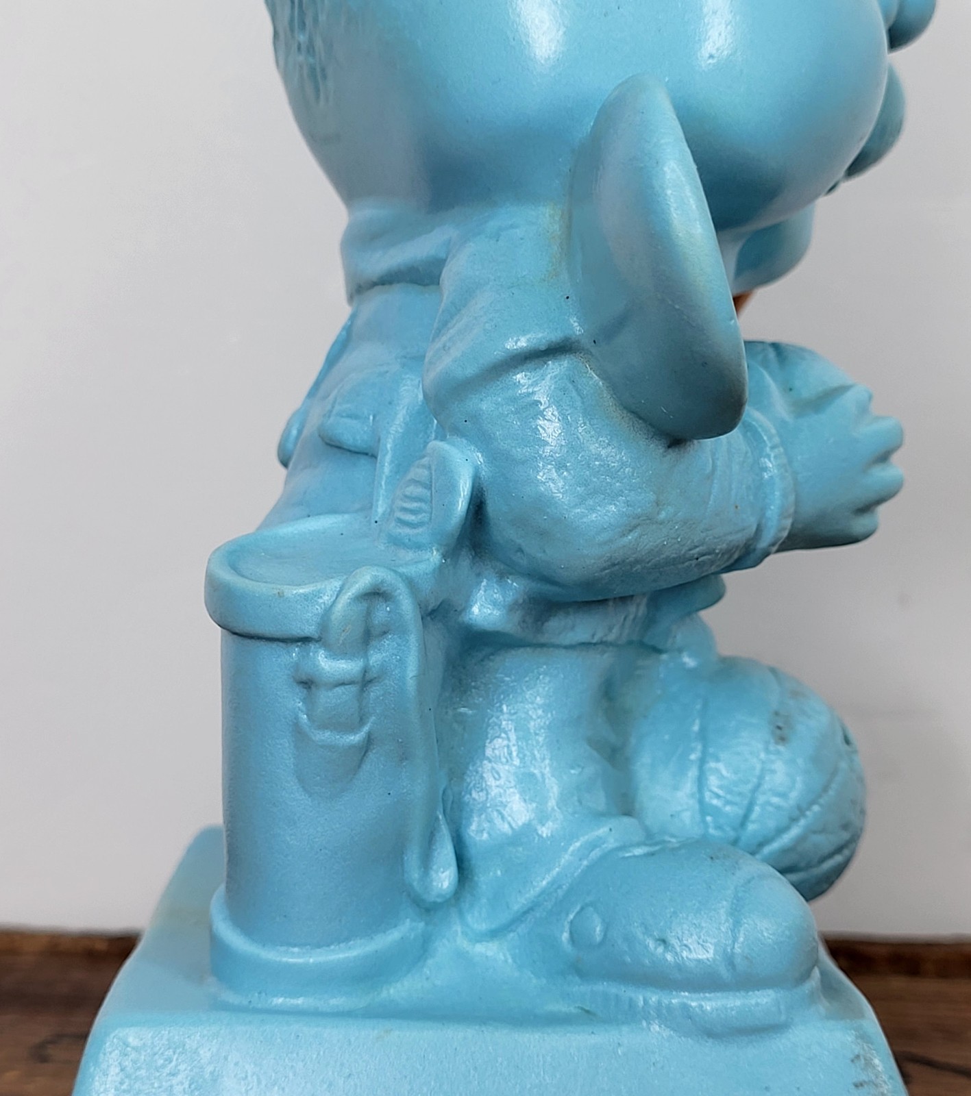 Vintage 1971 R. & W. Berries Blue Sillisculpt #9025 “World’s Greatest Athlete”