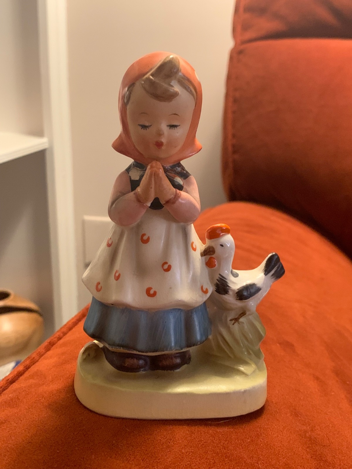 Erich Stauffer Figurine 55/475 Girl with Chicken