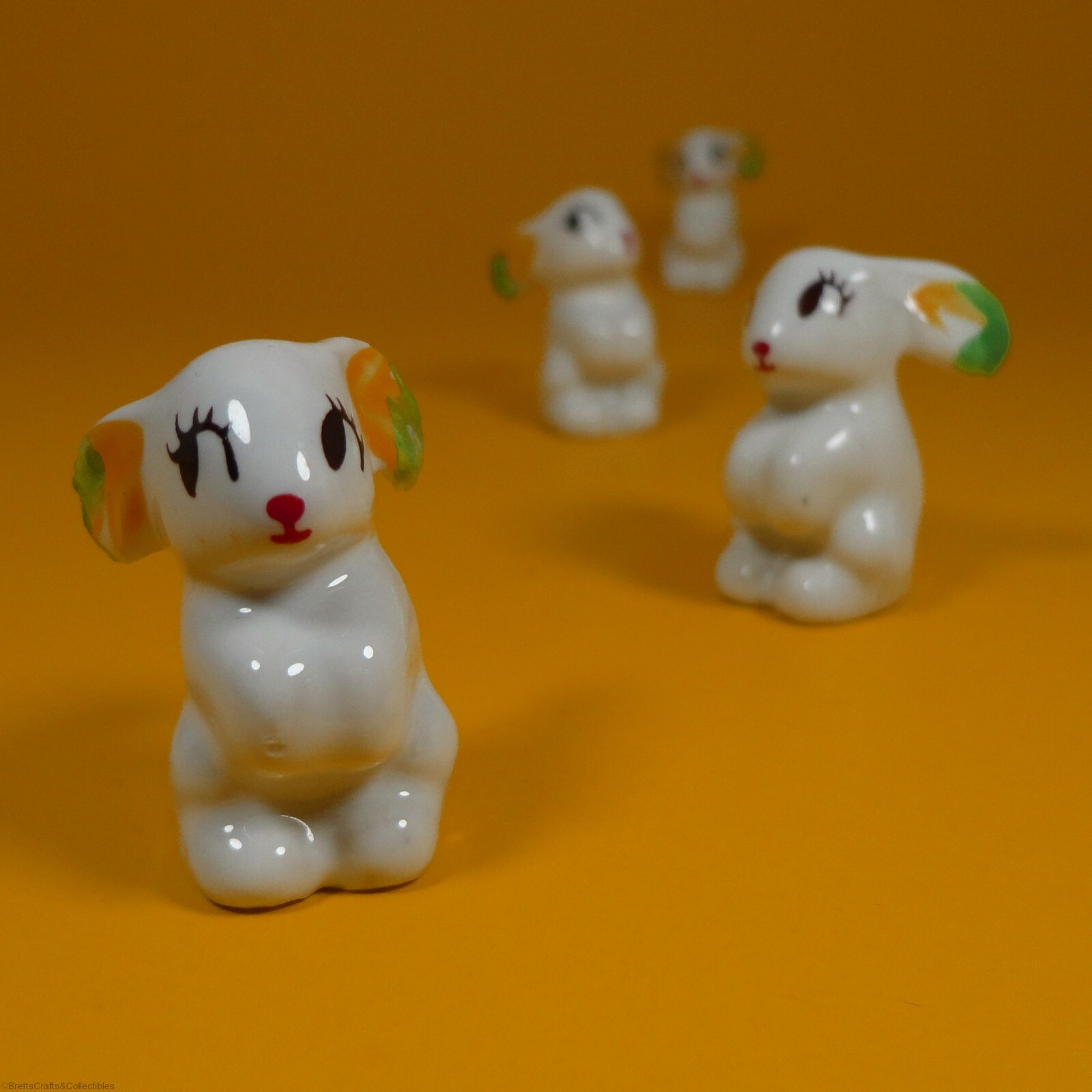 Wade Whimsies (1955/59) Minikins – Set A (1955/56) Sitting Rabbit – Green/Yellow