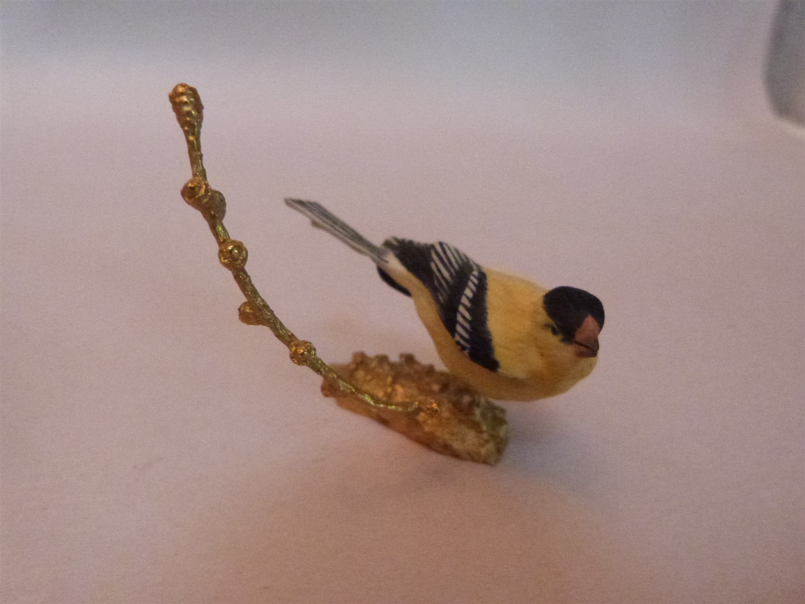 ~VTG BOEHM Goldfinch Porcelain Figurine Sculpture 24K Bronze Base Branch Signed