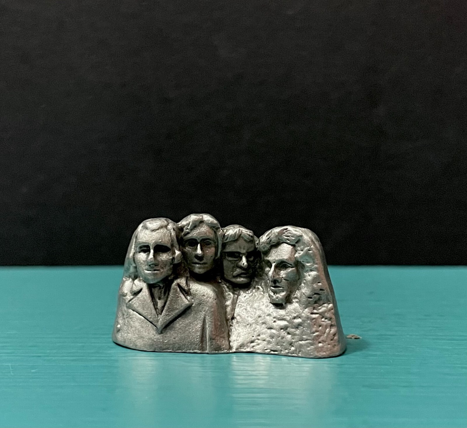 Cuteri Pewter Mount Rushmore Monument South Dakota Replica Souvenir Art Figurine