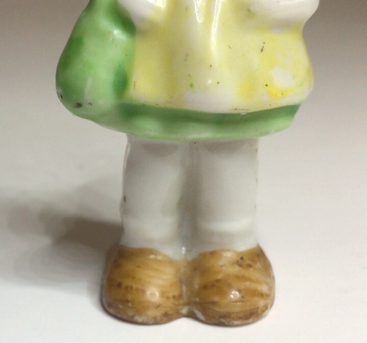 Miniature Made In Japan Girl Wearing Bonnet Holding Bag Figurine 2 3/8 Inch Vtg
