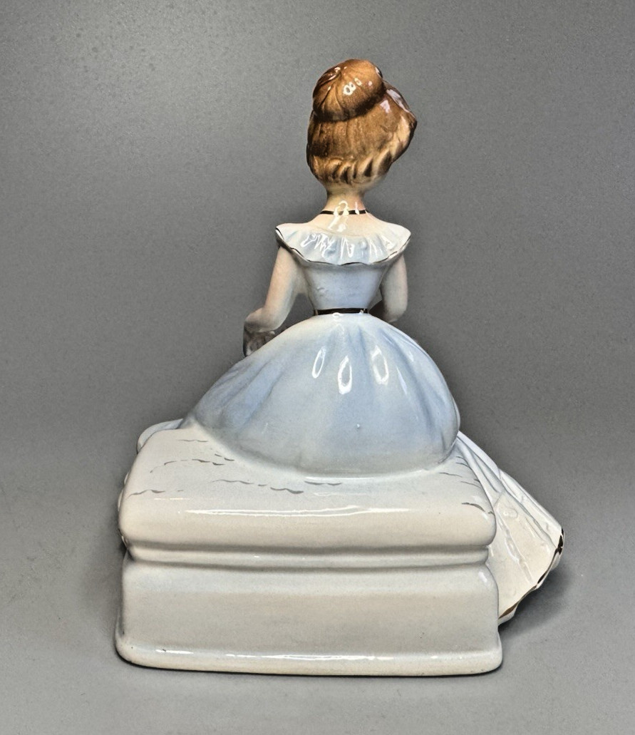Josef Originals LADIES Of SONG Portraits Series Figurine Sitting Roses w/Sticker
