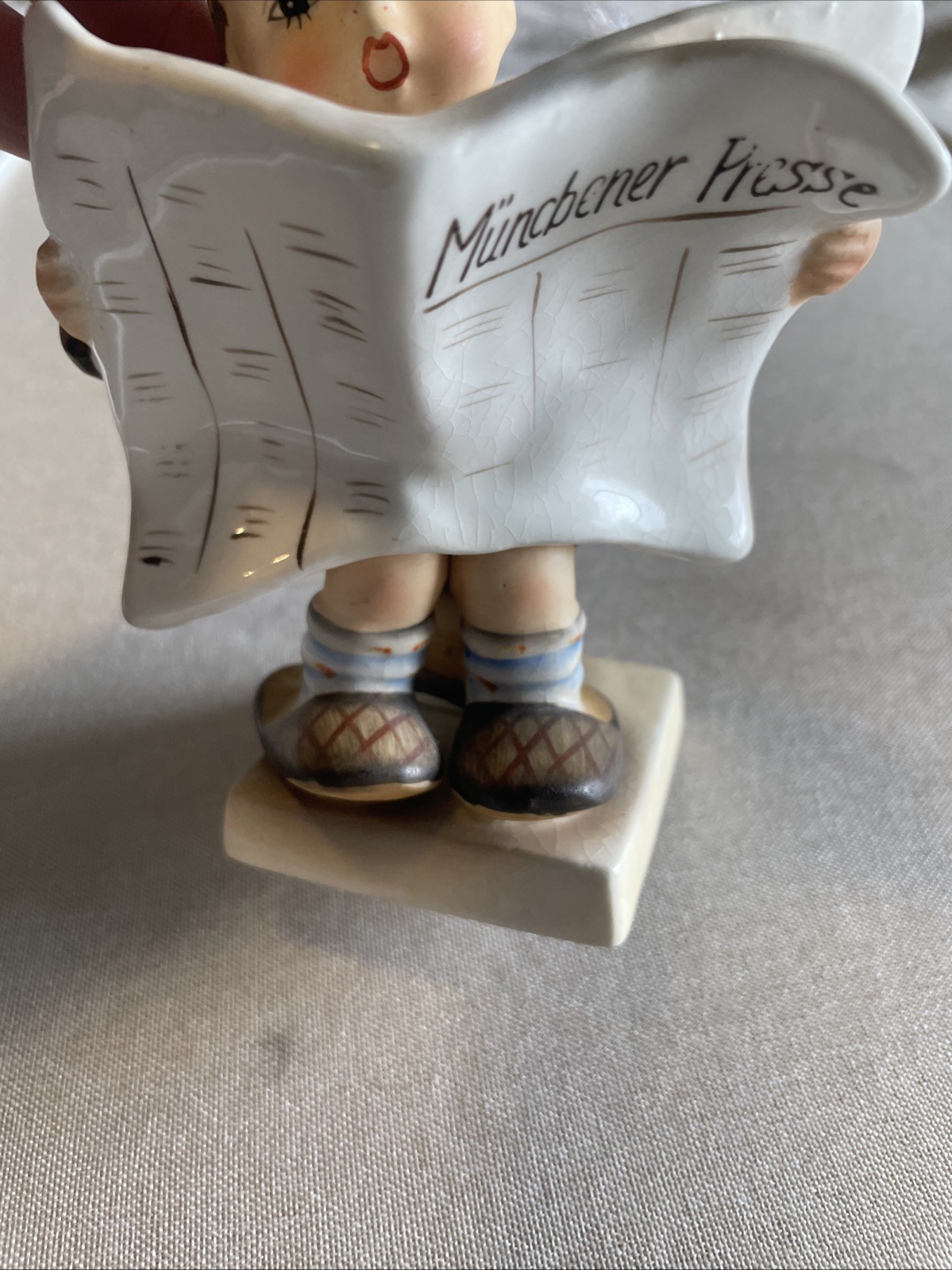 NAPCO CERAMIC BOY FIGURINE, “News” SH1C, Made in Japan