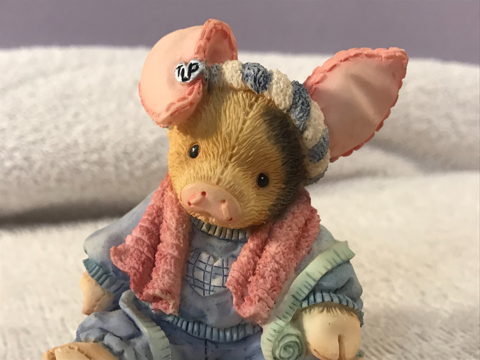 Figurine This Little Piggy TLP This piggy had none pig on scale PO3810
