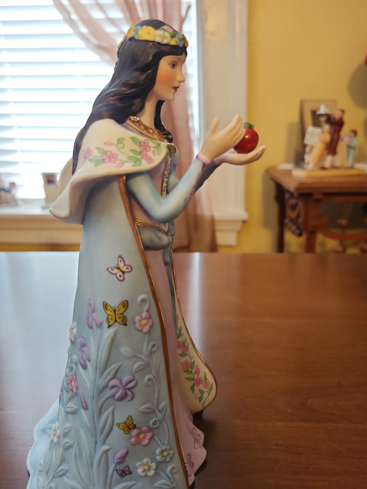 Lenox Snow White Legendary Princesses Collection Porcelain Figurine