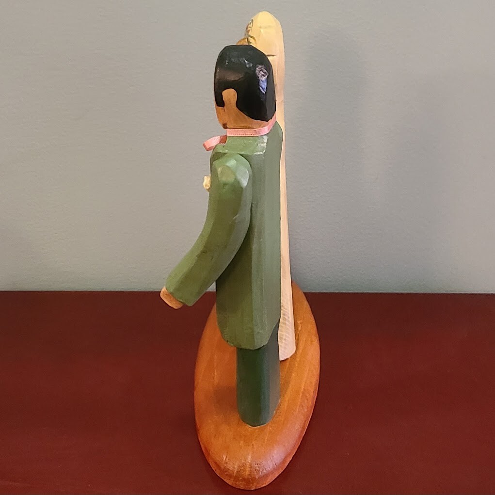 RARE! Folk Art Primitive Rustic Hand Crafted Wooden Traditional Bride and Groom