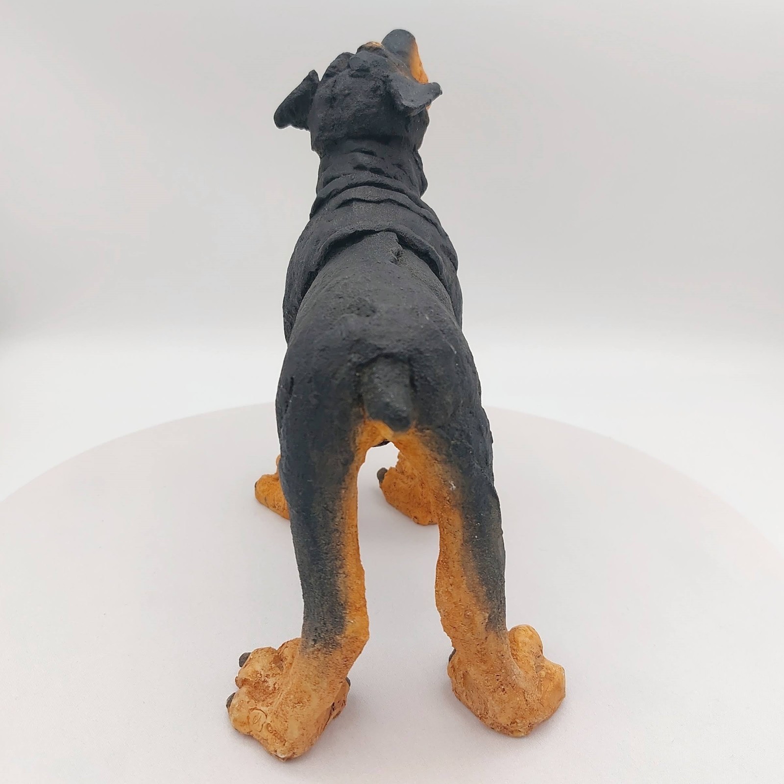 Country Artists 2001 A Breed Apart Rottweiler #70010 Dog Figurine 7.5″