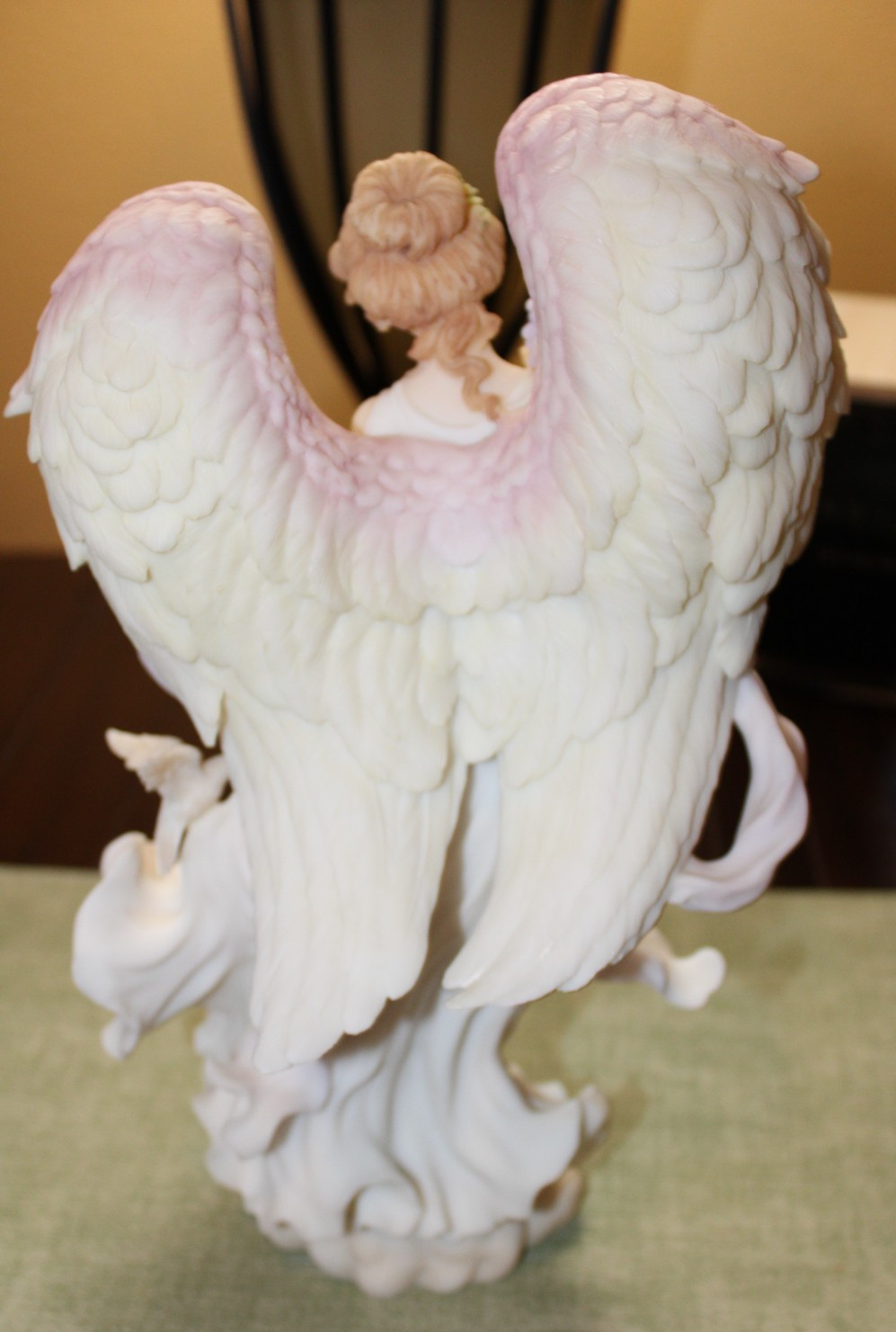 Seraphim Classics “Nina” 1998 Heavenly Harvist #81491 12.5″ Angel