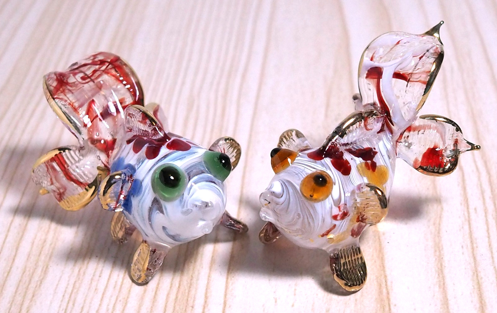 2 pcs. Goldfish figurine handmade blown art glass gold trim 2.5 in Gift decor