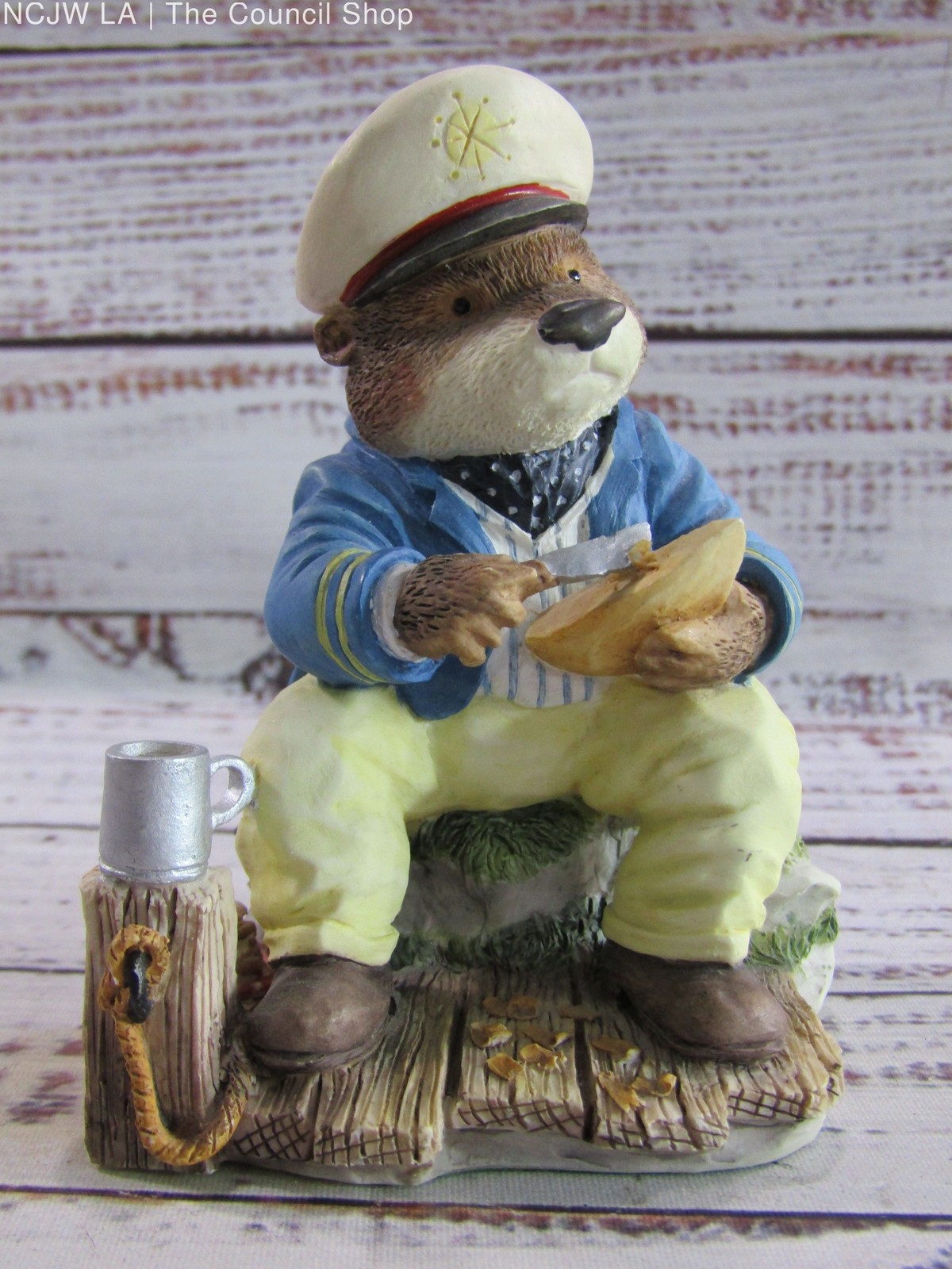 Villeroy & Boch Picnic at Foxwood Captain Otter Figurine