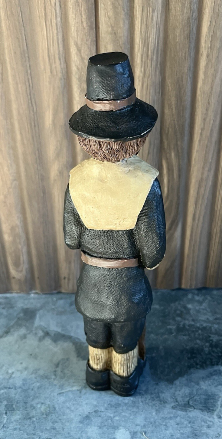 Pilgrim Man Holding A Musket And A Pumpkin 8 3/4”
