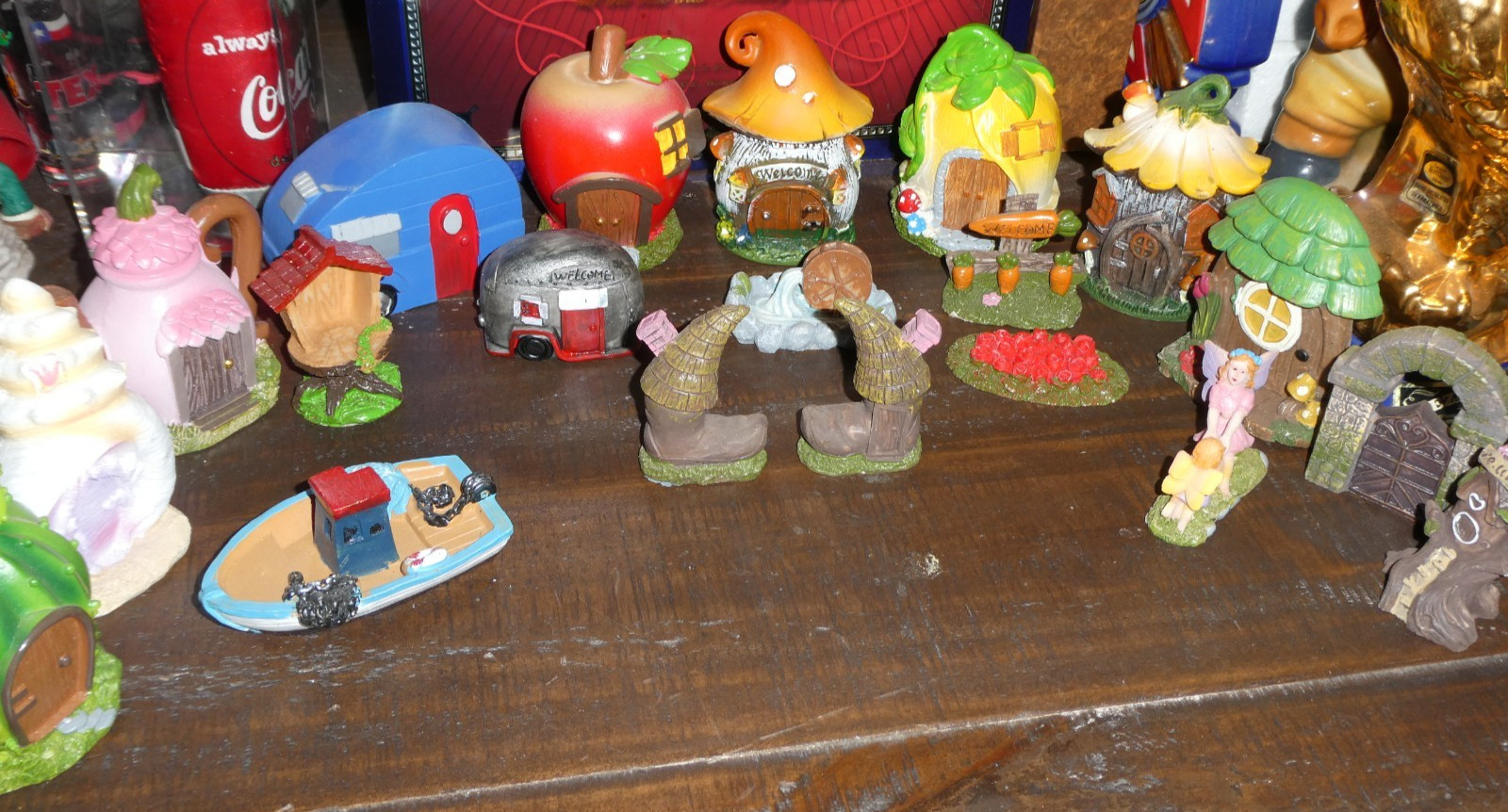 Vintage Fairy Garden Figurines Lot of Miniatures homes/buildings/boat/air stream