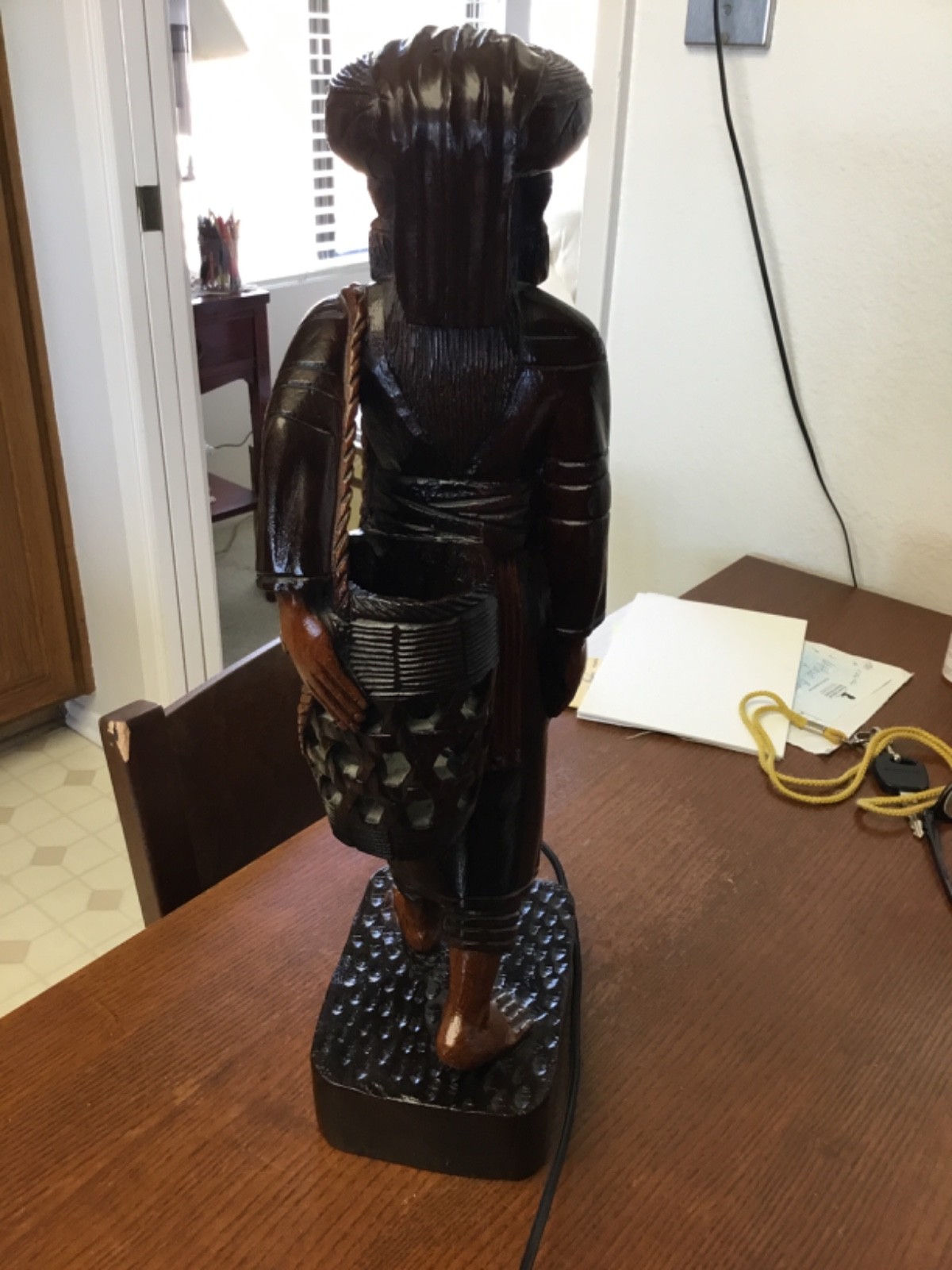 wood carved staute of woman from thailand. in great condition