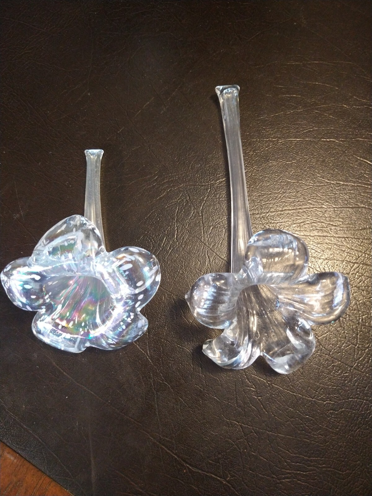 Pair of EPERGNE Glss flowers 5″ & 8-1/2″ Both in excellent condition