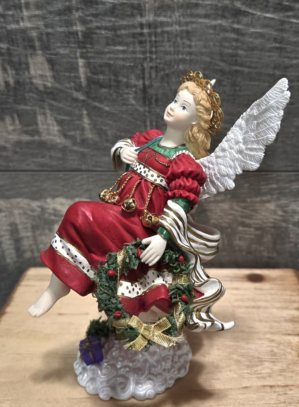 Angels beside me Christine Guardian of Holiday Friends Christmas Angel Figurine