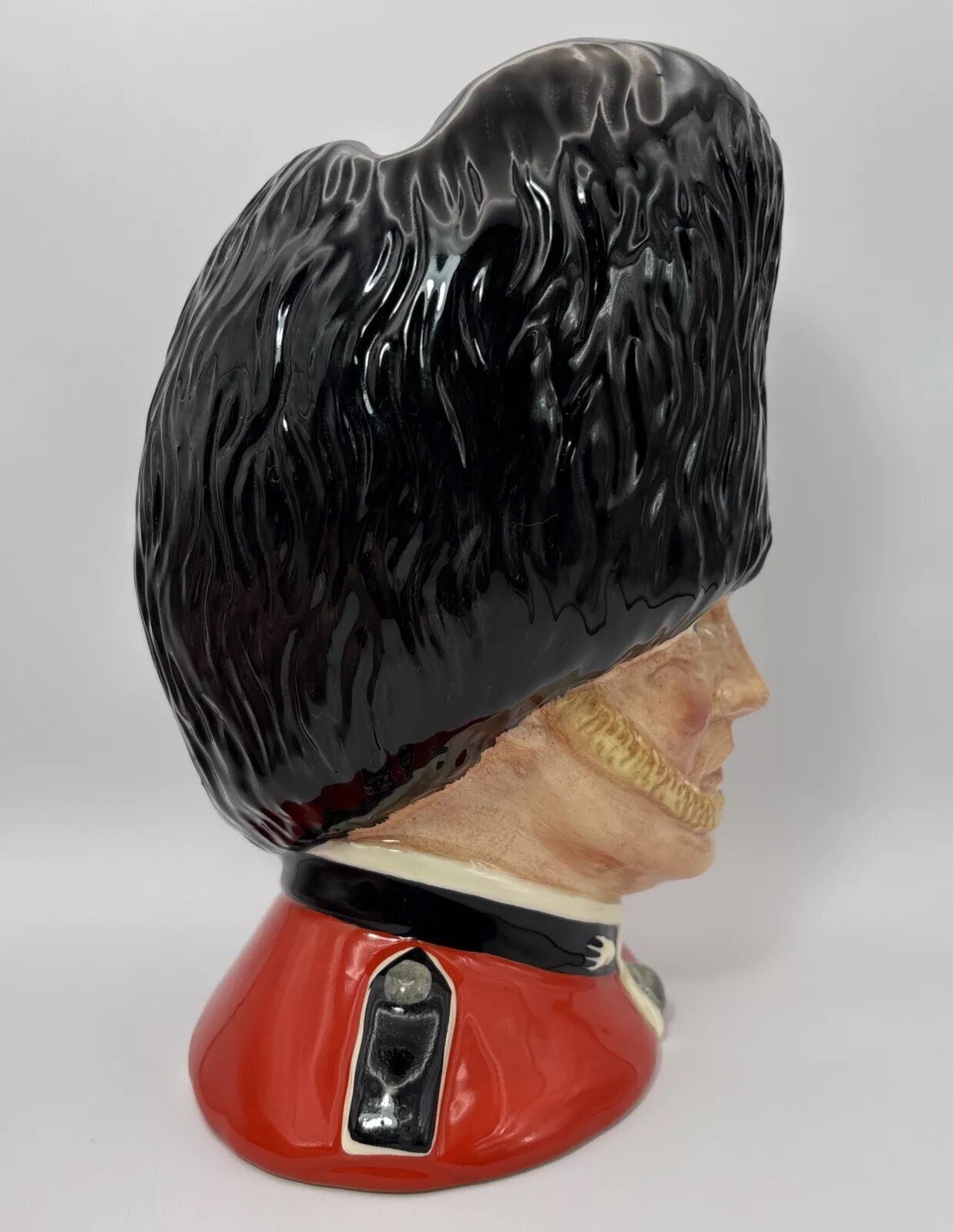 Royal Doulton – 8.25” The Guardsman Toby Jug D6755 Excellent Condition 1986