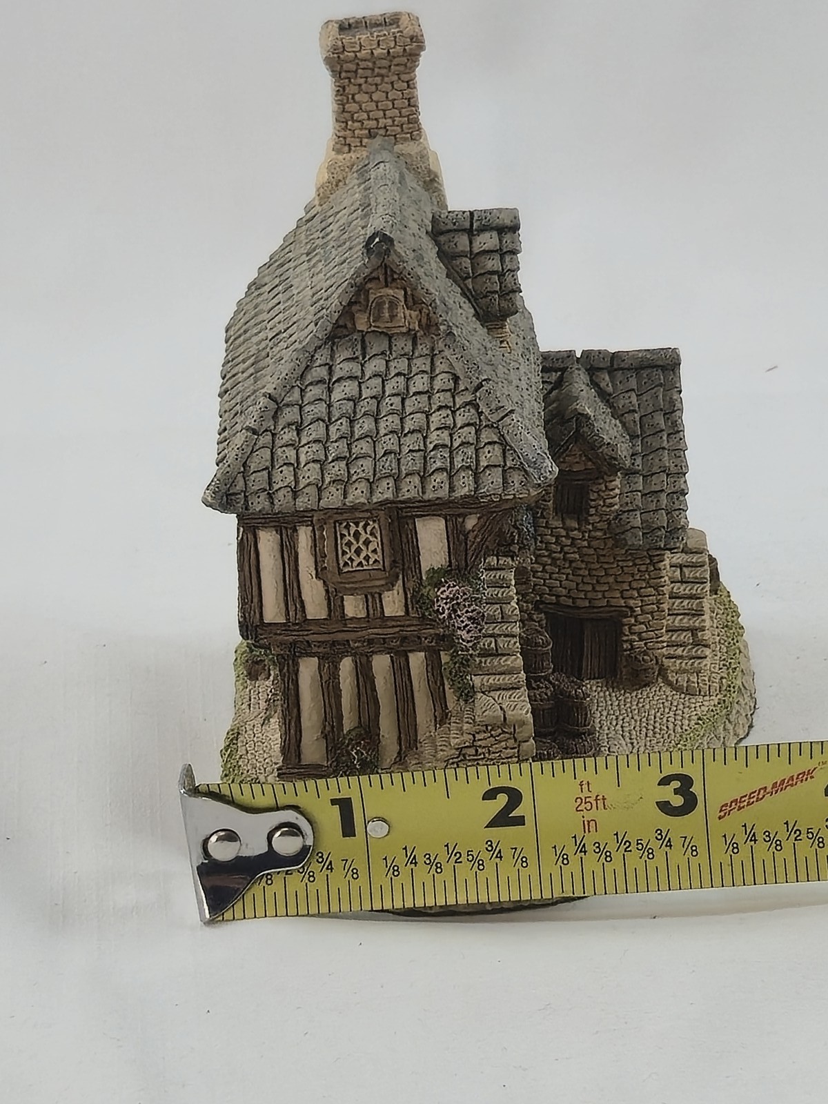 David Winter Cottages “Coopers Cottage” 1985