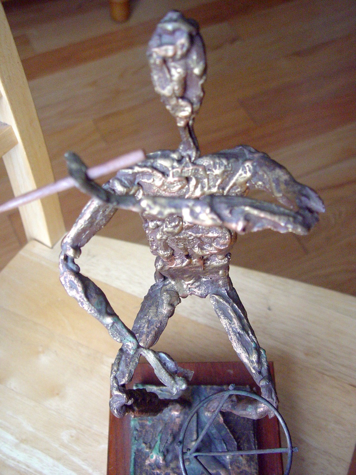 Jaru Metallic Sculpture