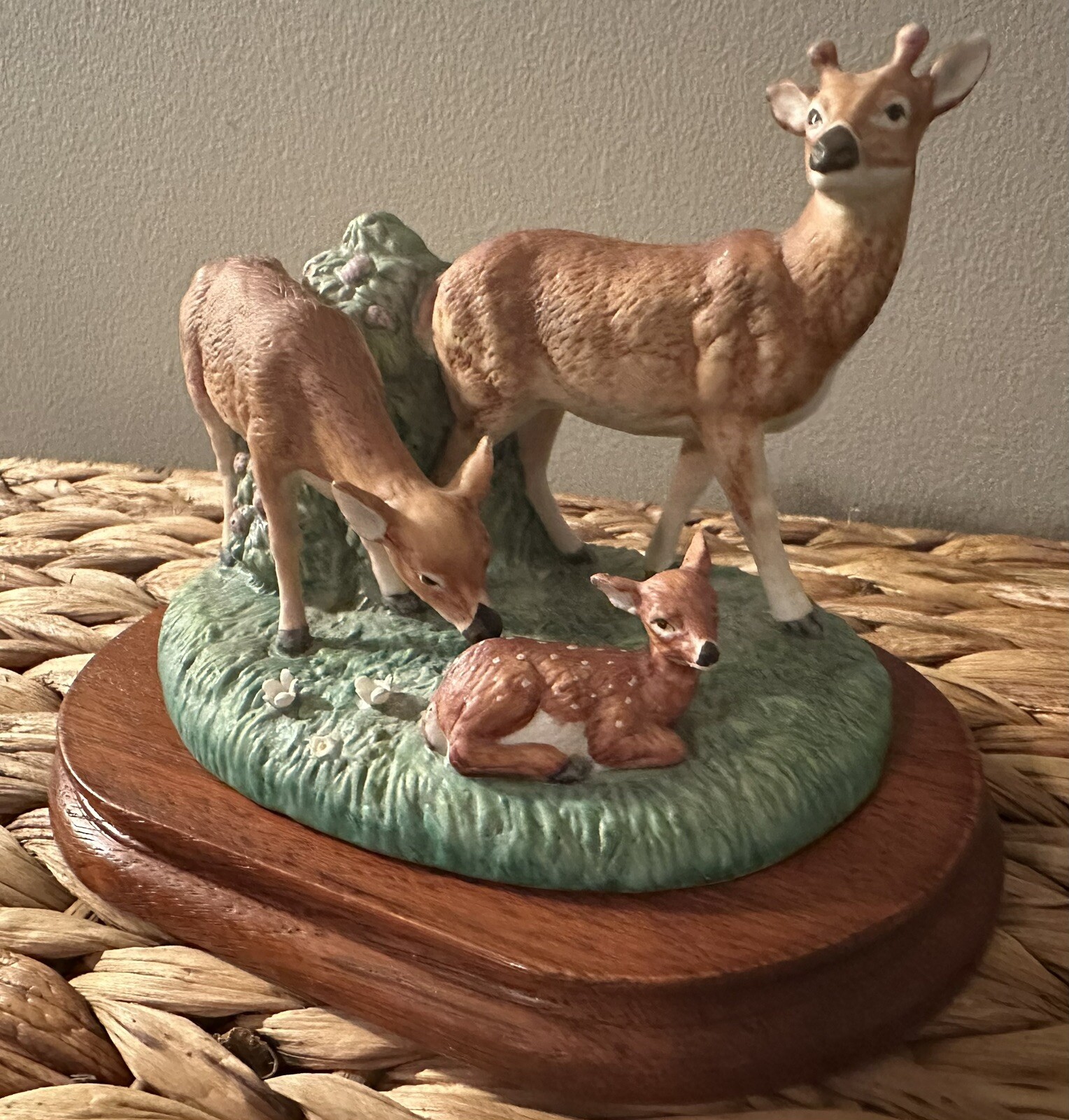 1984 Southern Living Gallery White tailed Deer #5586, 1 Of 12 Series