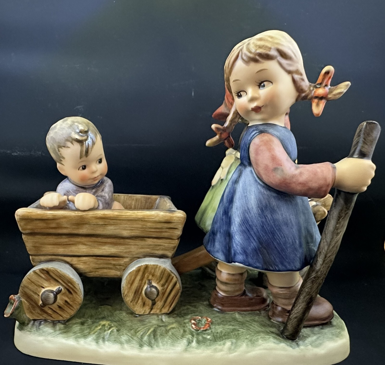 Hummel “PLEASANT JOURNEY” HUM #406, Signed!!!, 6.25 in, Mint, original box