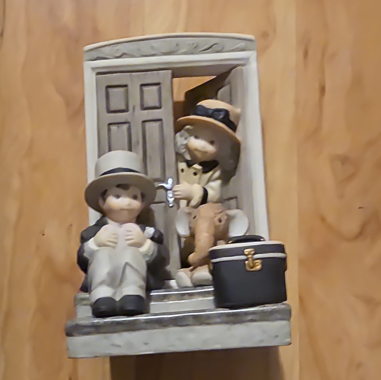 Boy & Dog Resin Figurine Doorstep Scene w/ Door & Suitcase, Matte Gray