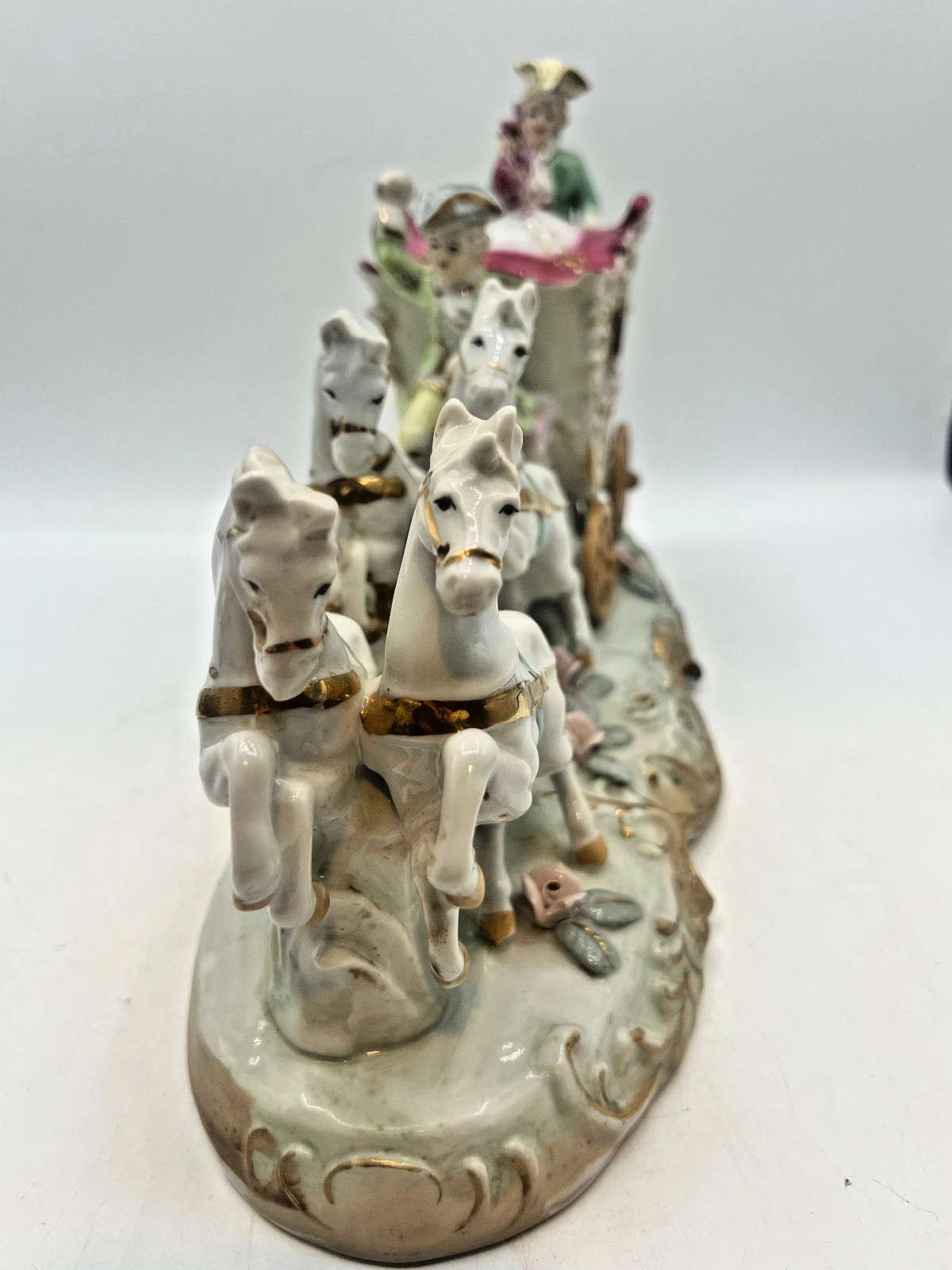 Vintage 1950s Victorian Horse and Carriage Porcelain Ceramic Figure White Gold