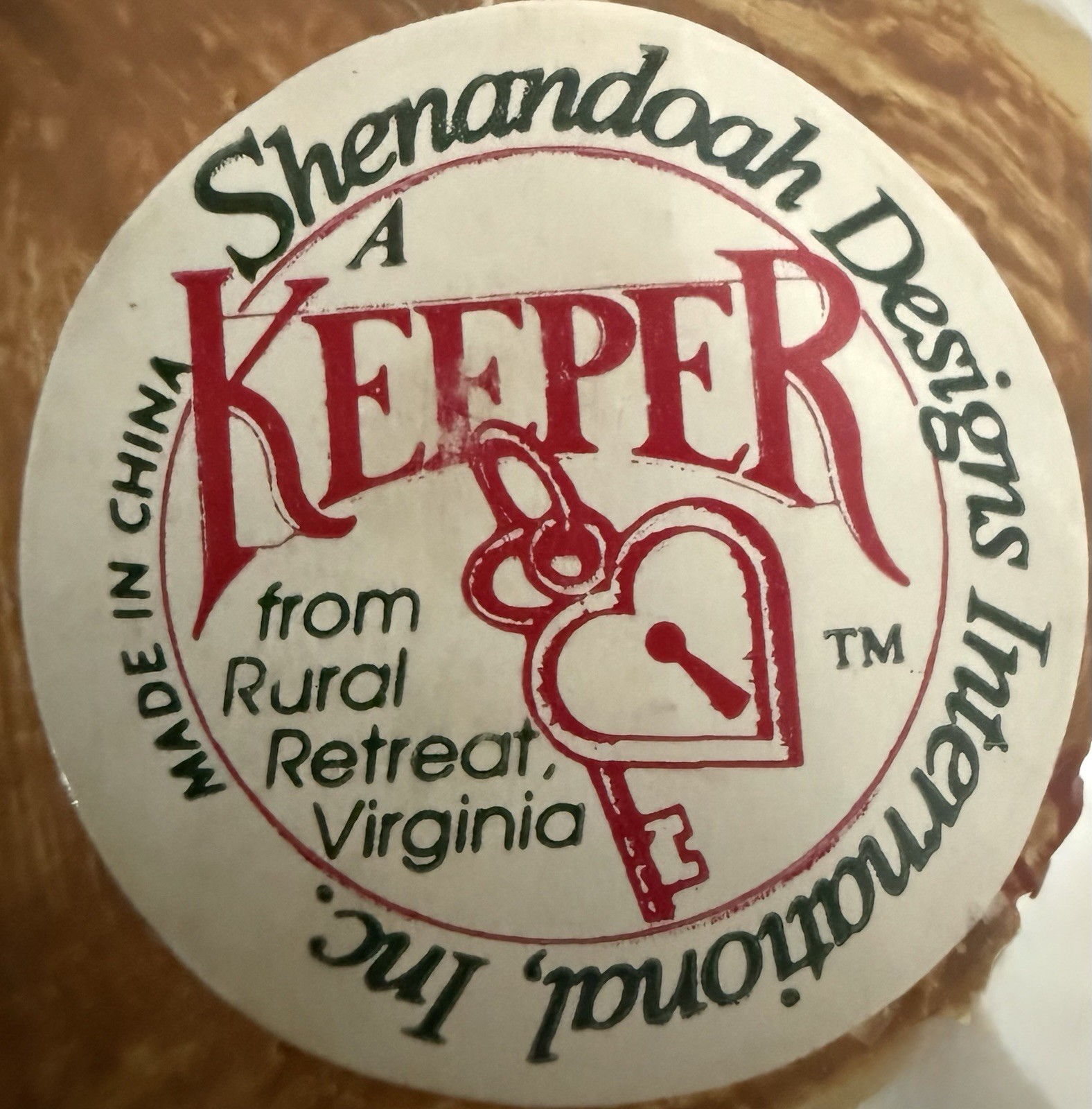 Shenandoah Design Keeper Shelf Sitter