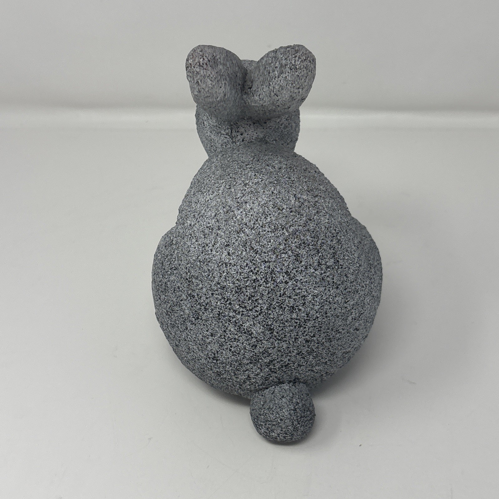 Pier 1 Stone Powder Bunny Rabbit Figurine 6.5″ Heavy Faux Granite Easter NWT