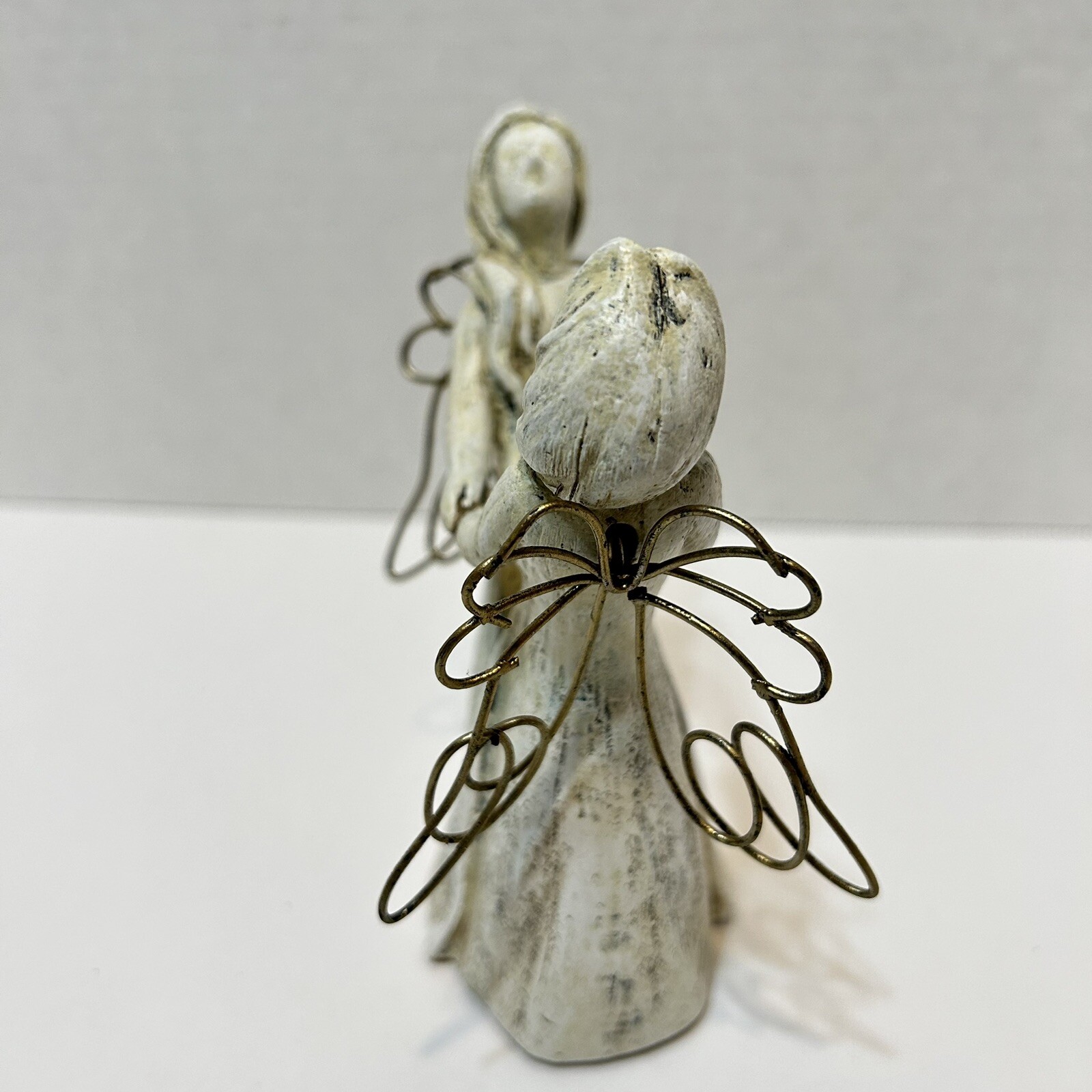 Vintage Distressed Sculpted Angels Holding Hands Figurine Resin and Metal 5.5″
