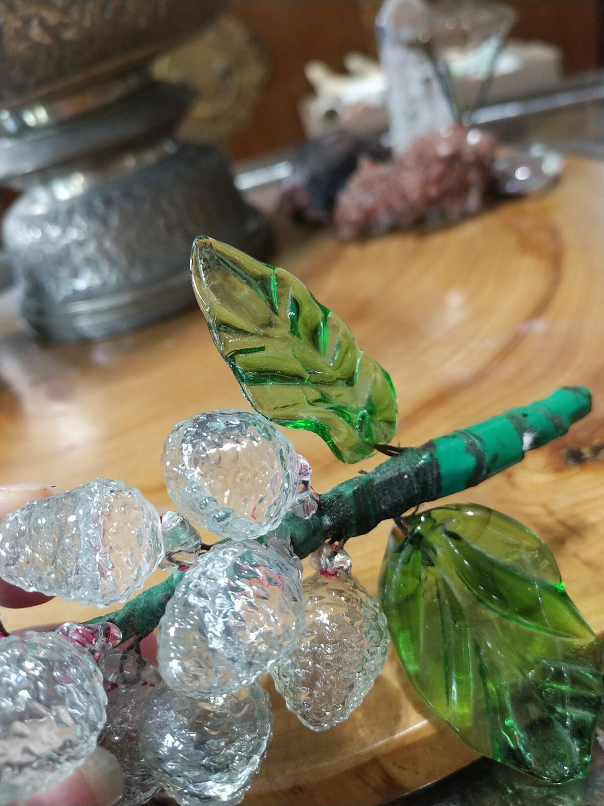 Vintage 1960s clear glass grapes bunch with green leaves