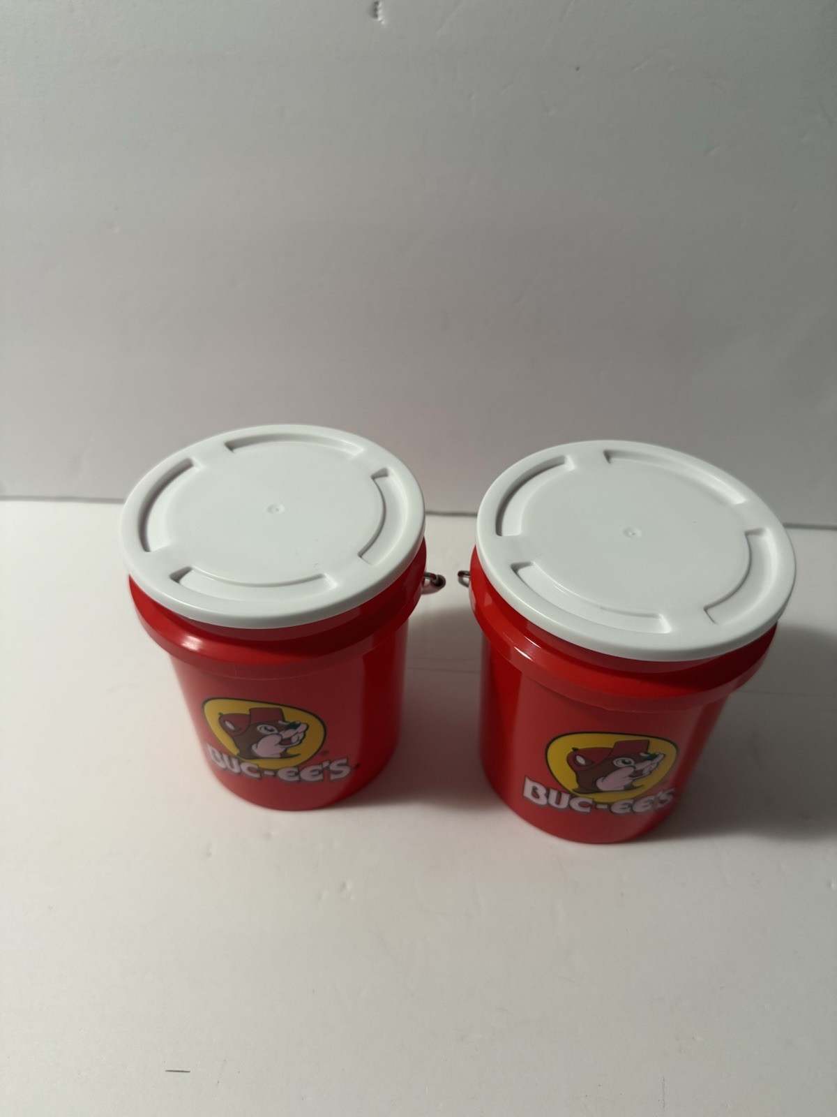 BRAND NEW Lot of 3 Buc-ees Bucees Mini Buckets 4” Tall Two With Lids
