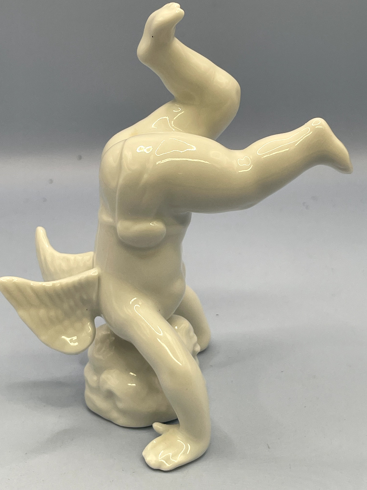 Vtg Fitz & Floyd White Porcelain Tumbling Angel Cherub (x5)Japan See Description