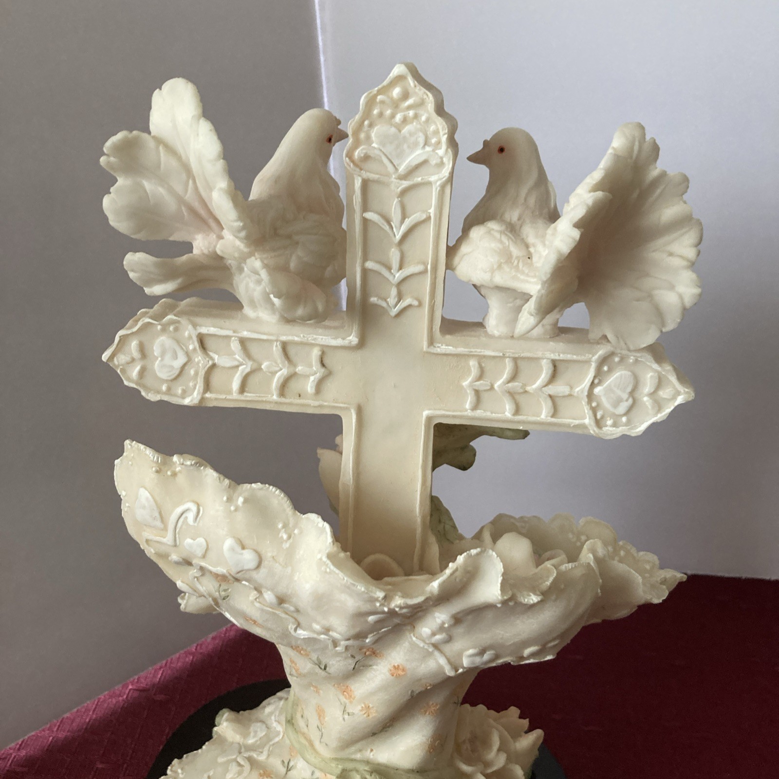 Decorative Holy Cross & Dove Statue Religious Crucifix Catholic Christian