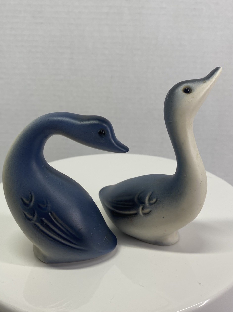 Vintage Geese Ceramic Matte Glaze Figurines Made In USA 4 Inch