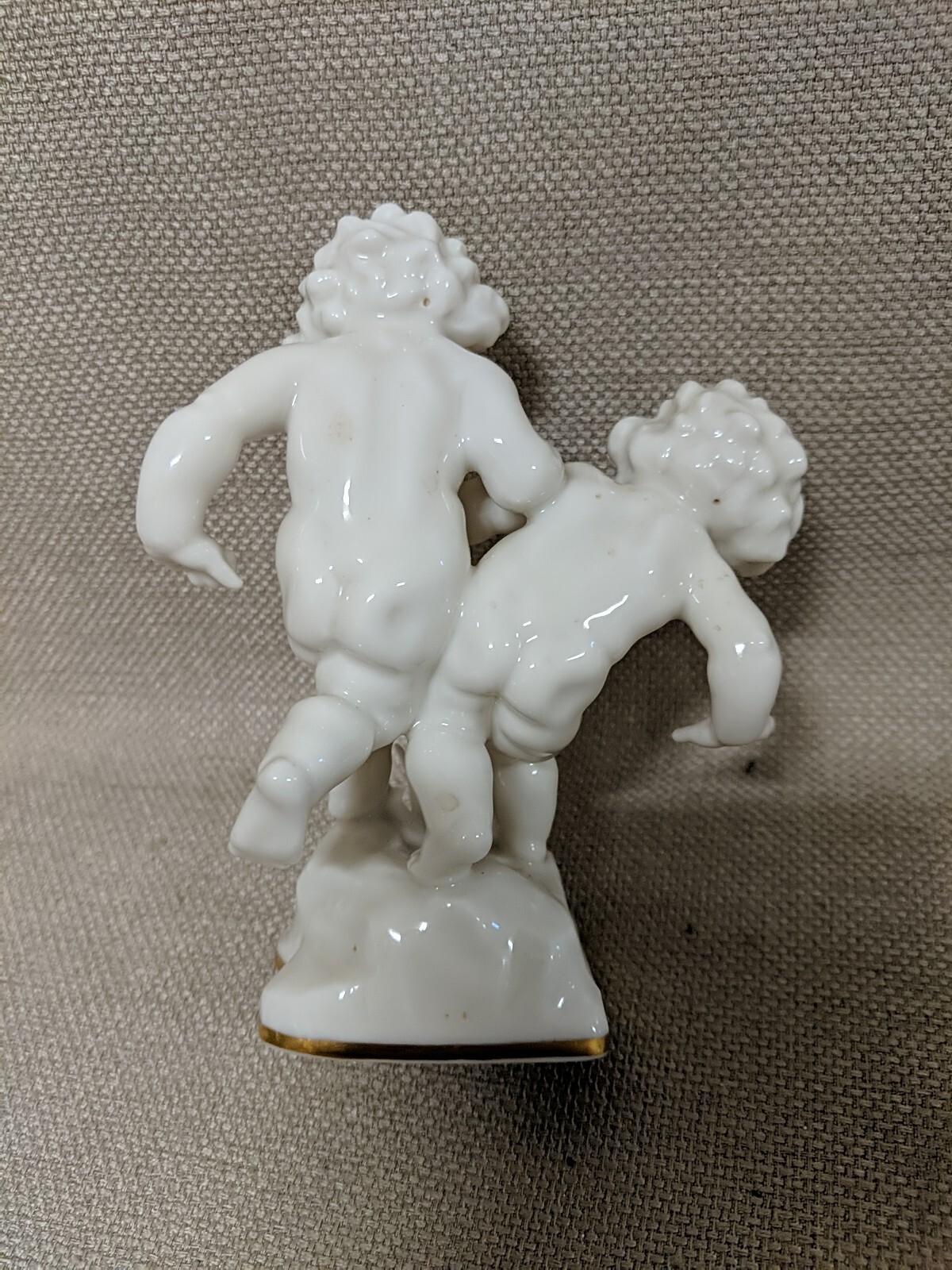 2 Hutschenreuther Selb Germany Porcelain Cherubs w/ Butterflies Figurines