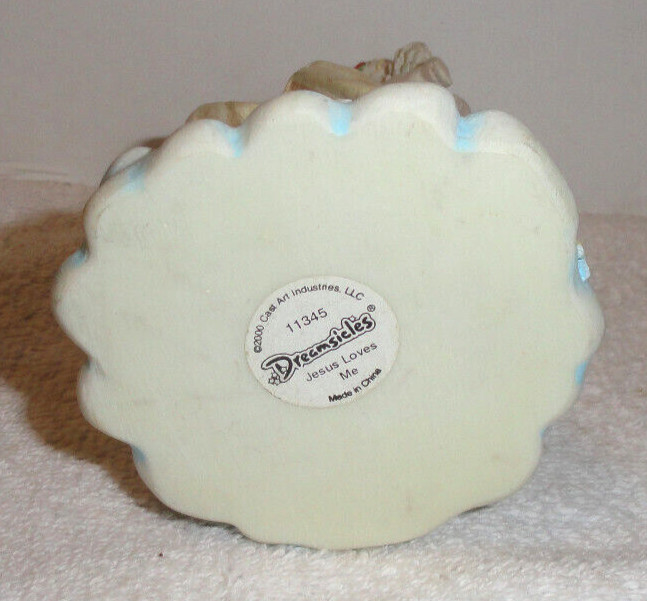 DREAMSICLES JESUS LOVES ME FIGURINE #11345 2000 abt 5 3/4 x 3 x 3in Cast Gypsum