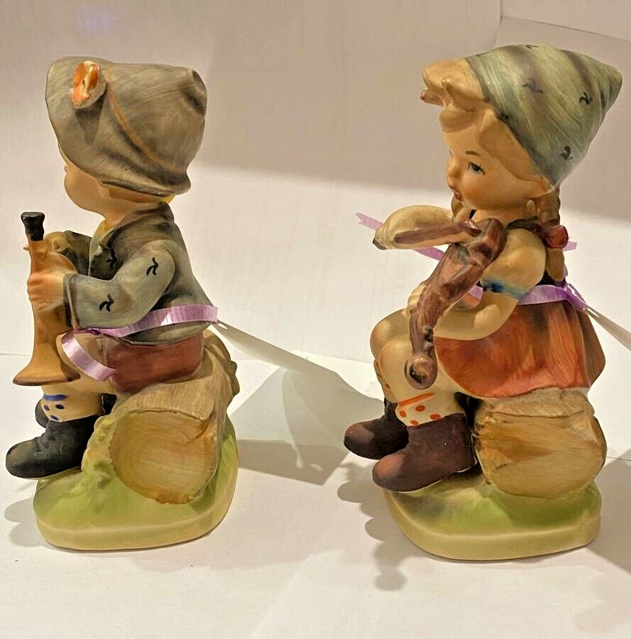 Vintage Set of 2 Napcoware Figurines Japan C7363 With instruments