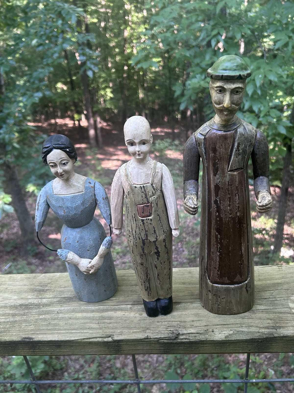 Vintage Style Resin Folk Art Figures, wooden carved look