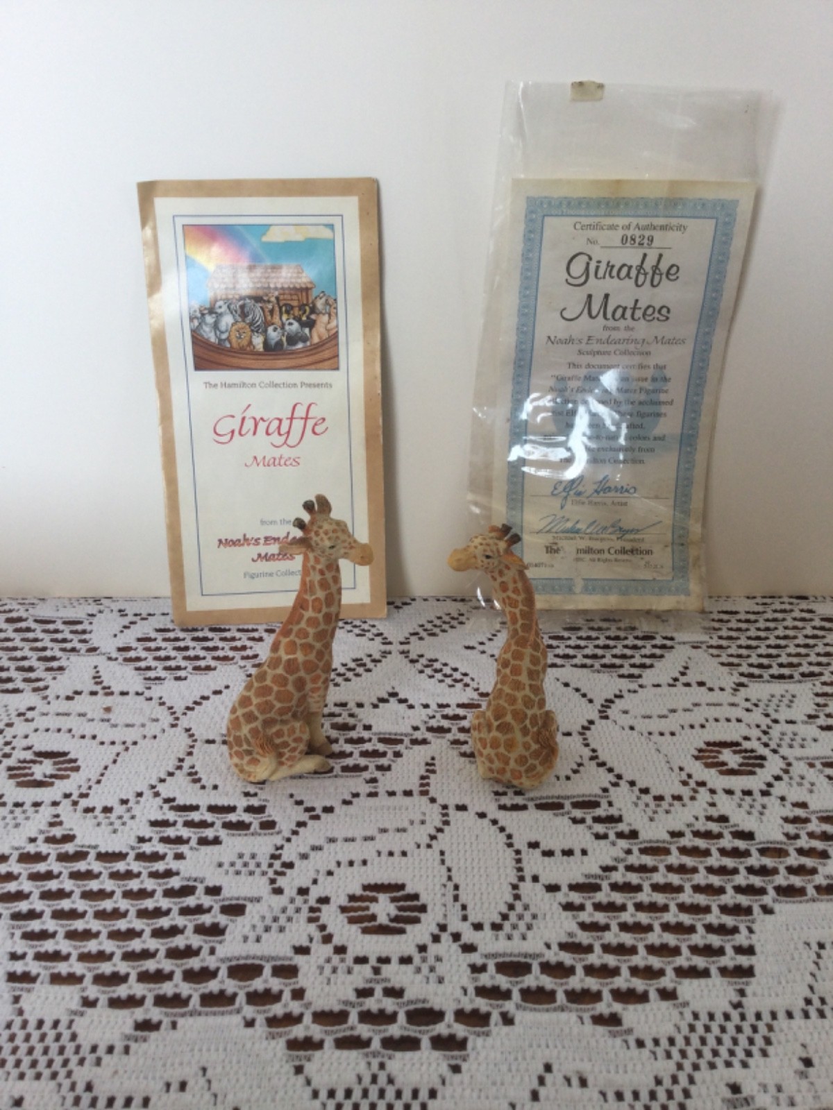 2 Vintage Noah’s Endearing Giraffe Mates Figurines Hamilton Collection & Certifi