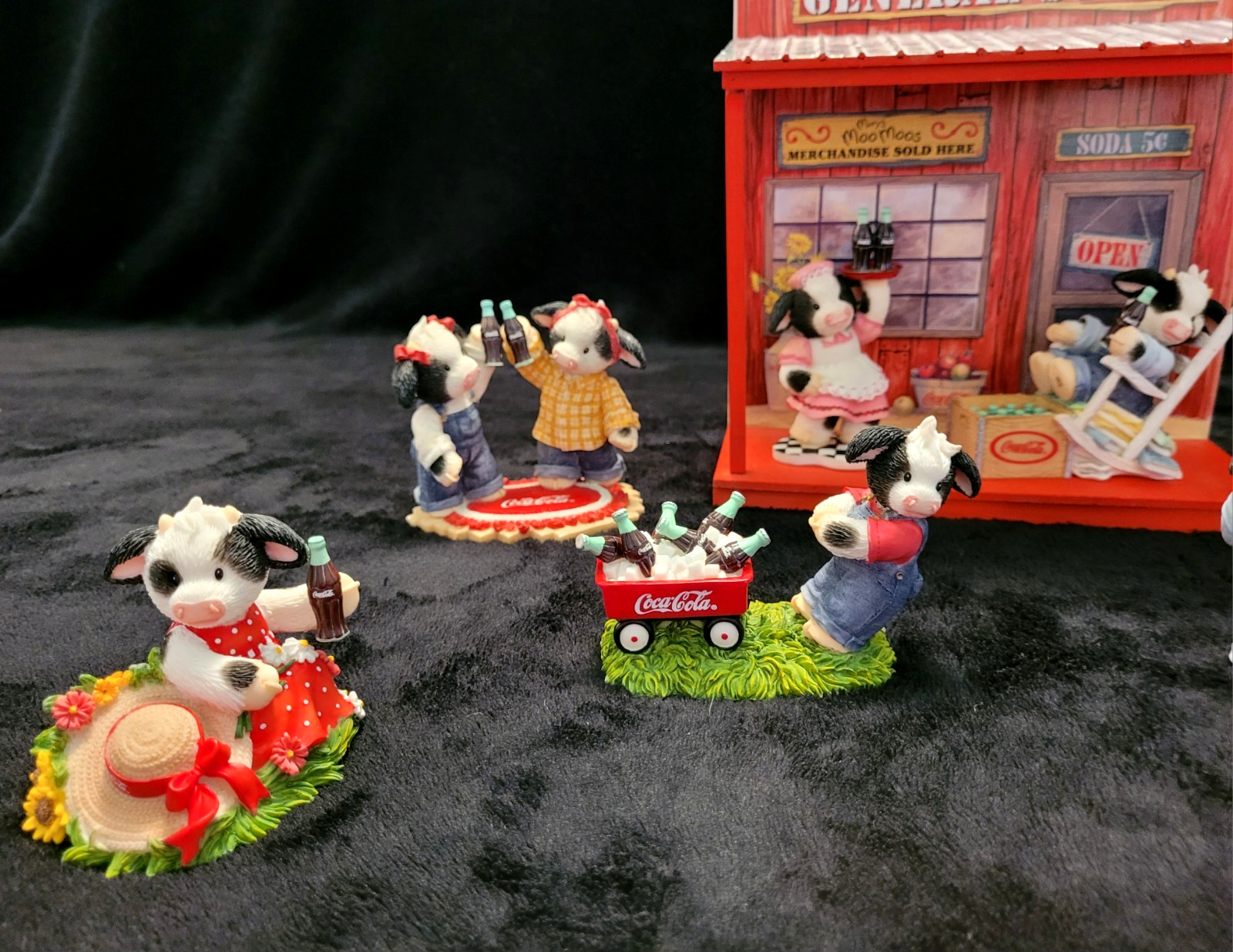 Vintage ENESCO Mary Moo Moos Coca Cola Collectables Bundle With Display Stand
