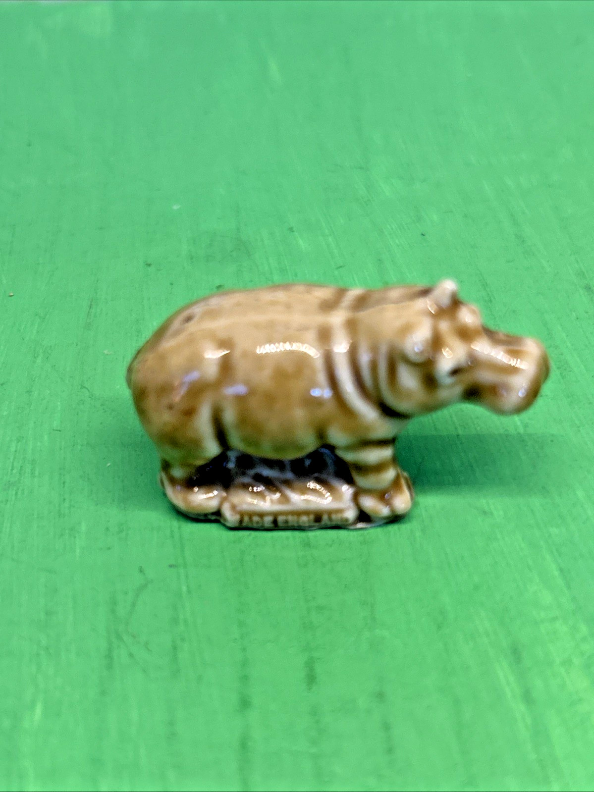 WADE WHIMSIES HIPPO Mini Vintage Figurine Miniature Hippopotamus 1.5″ ENGLAND