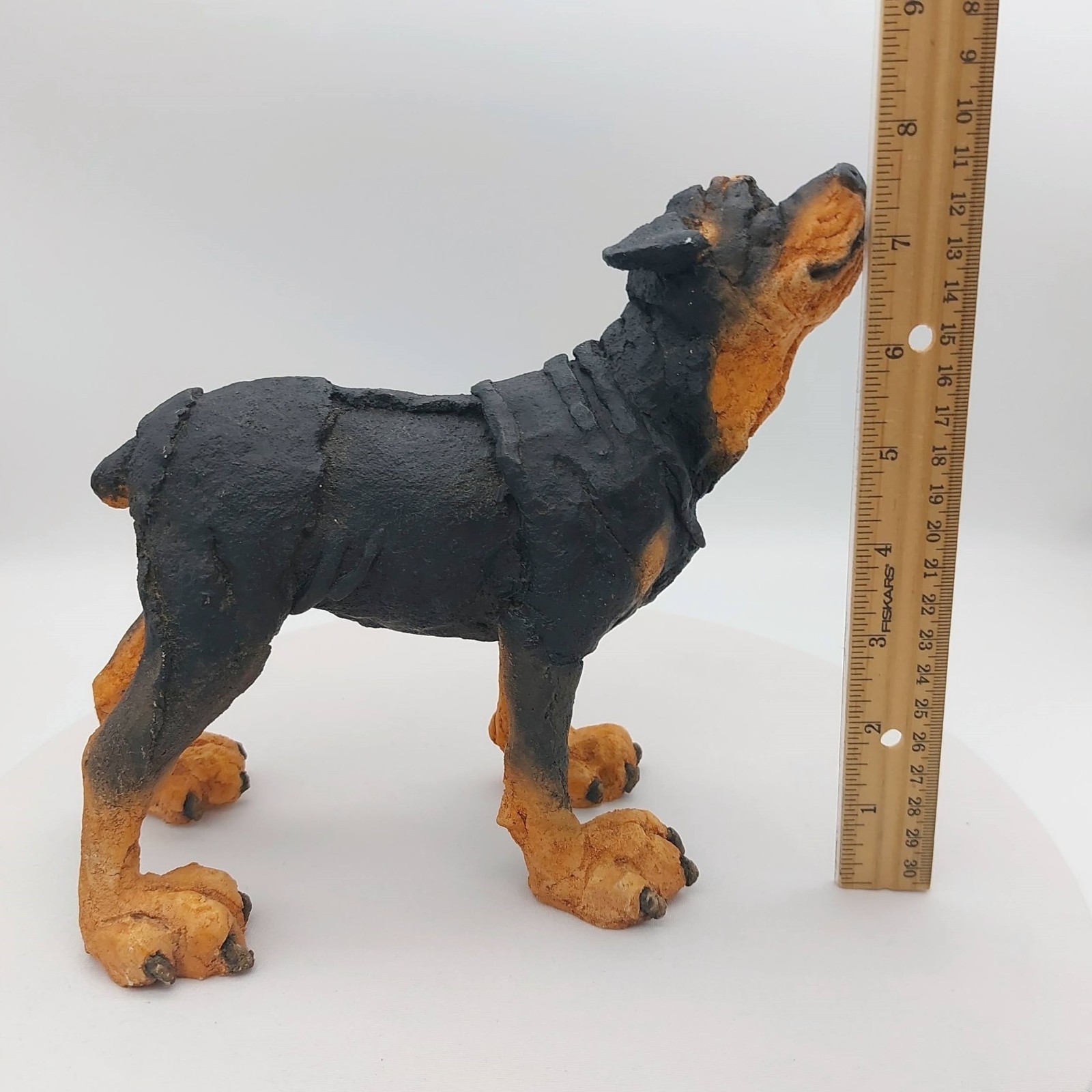 Country Artists 2001 A Breed Apart Rottweiler #70010 Dog Figurine 7.5″